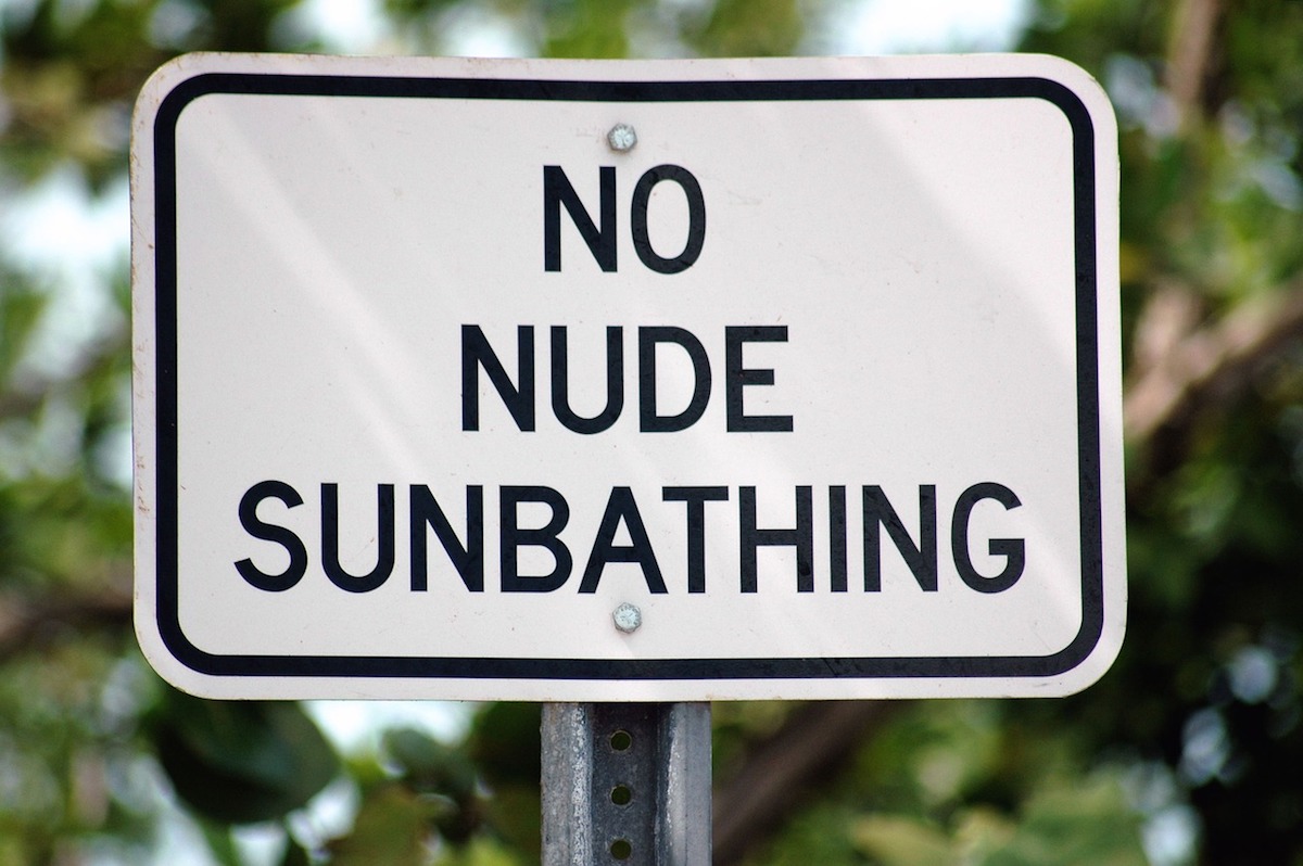 No Nude Sunbathing sign 