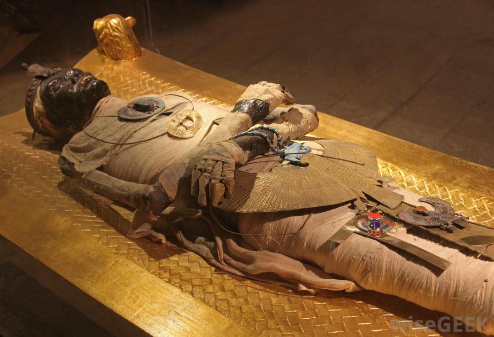 Egyptian mummies in Denver museum