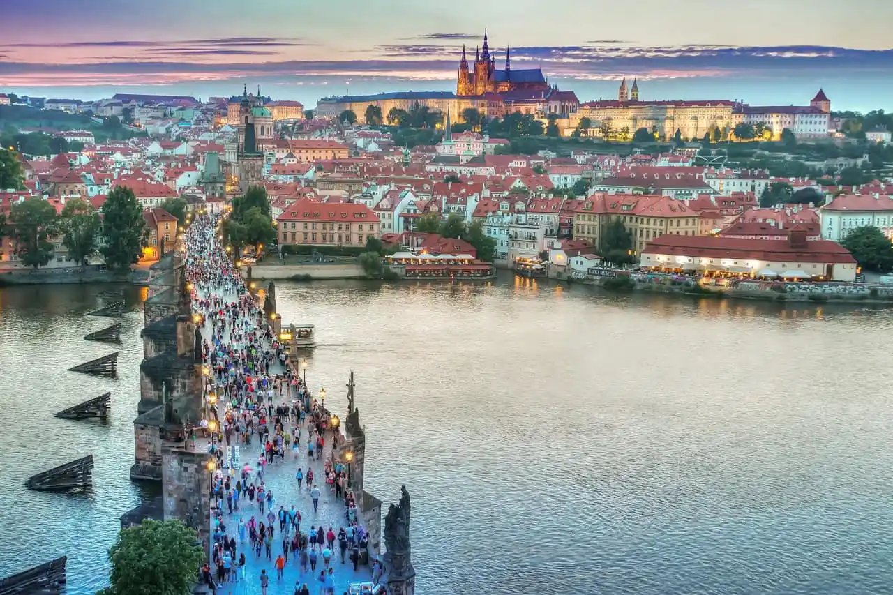 One Day In Prague Itinerary: How To Spend The Perfect 24 Hours In Prague, Czech Republic