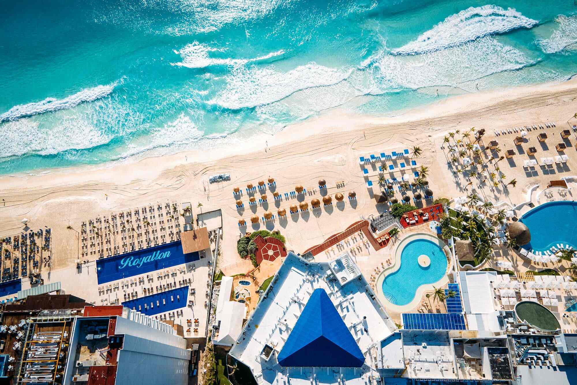 The Ultimate Cancun Vacation: A Complete Travel Guide To Cancun, Mexico