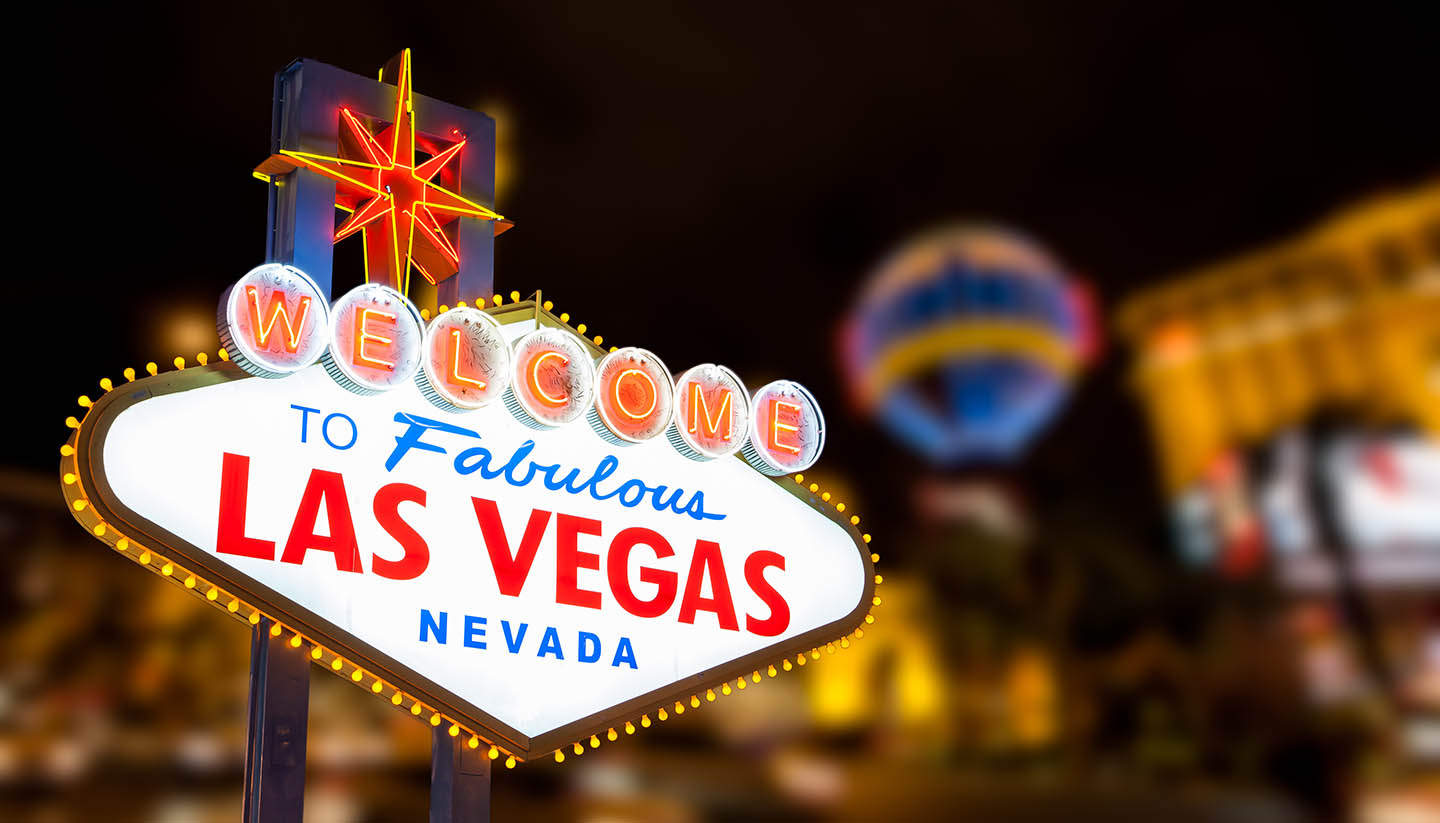 What To Pack For Las Vegas: 54 Essential Things To Bring