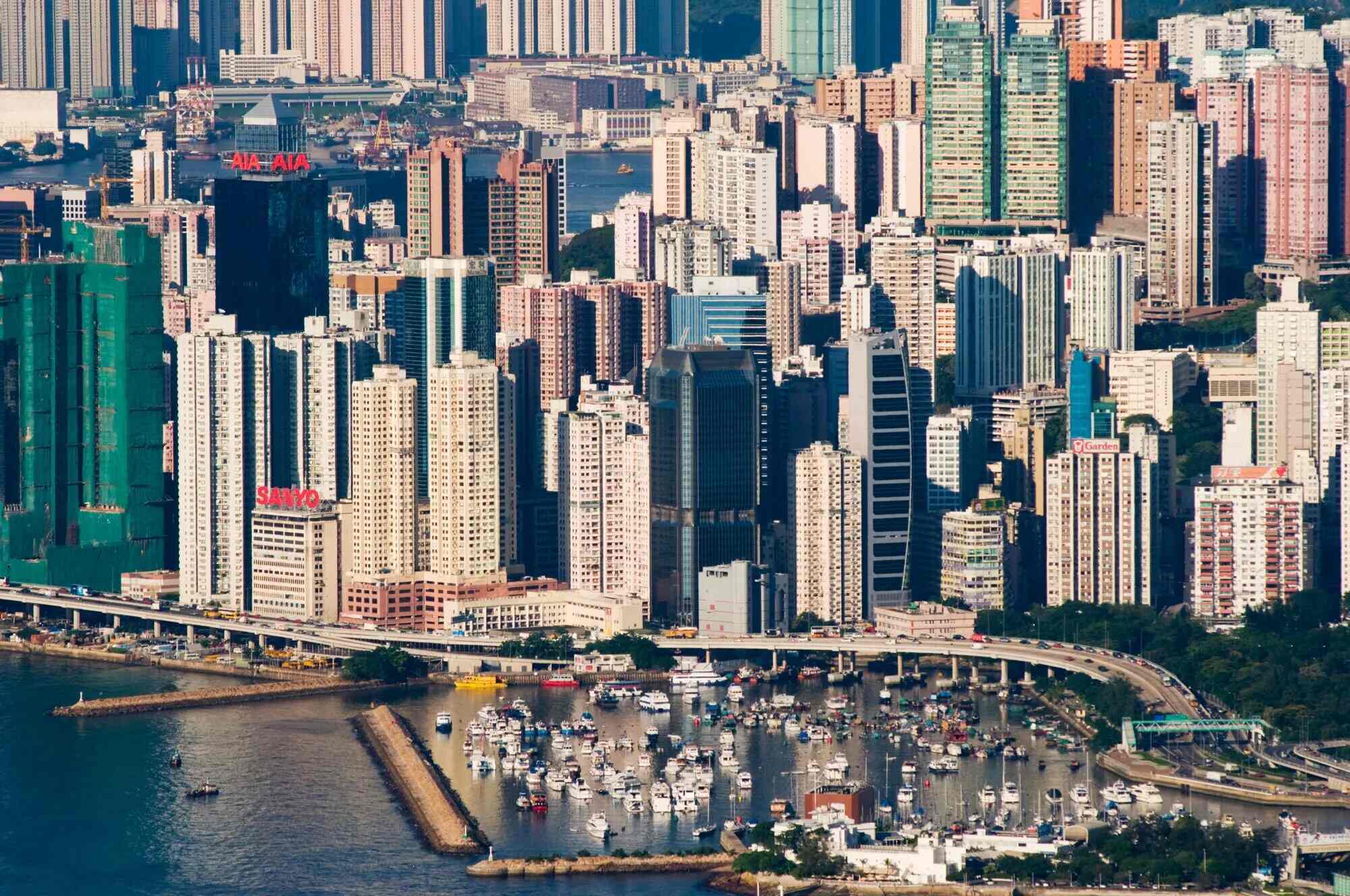 Where To Stay In Hong Kong: 4 Best Neighborhoods