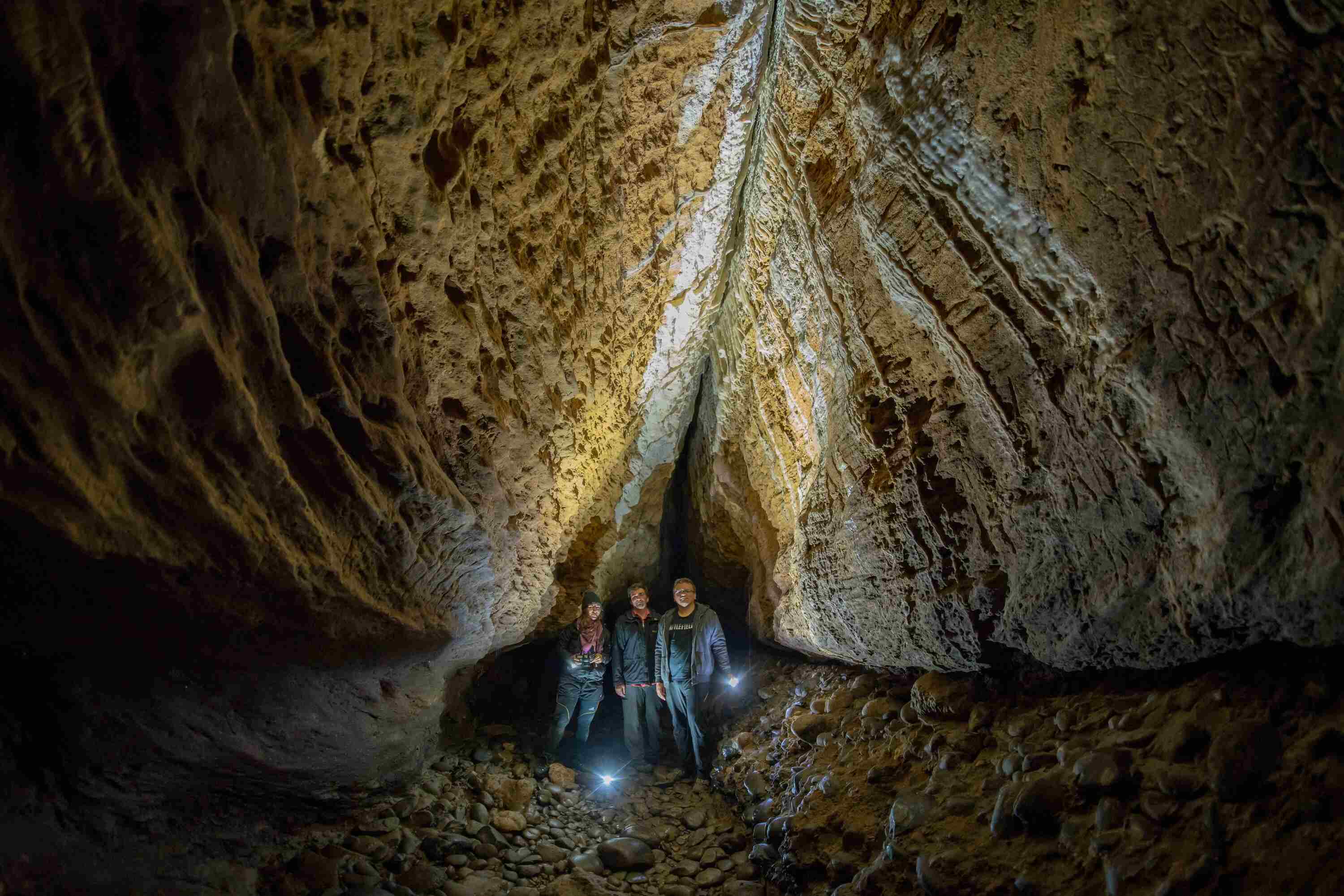 Clifden Caves Glow Worm Caves – New Zealand South Island