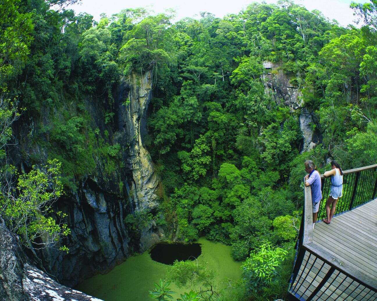 Dinner Falls And Mount Hypipamee Crater Loop – Cairns