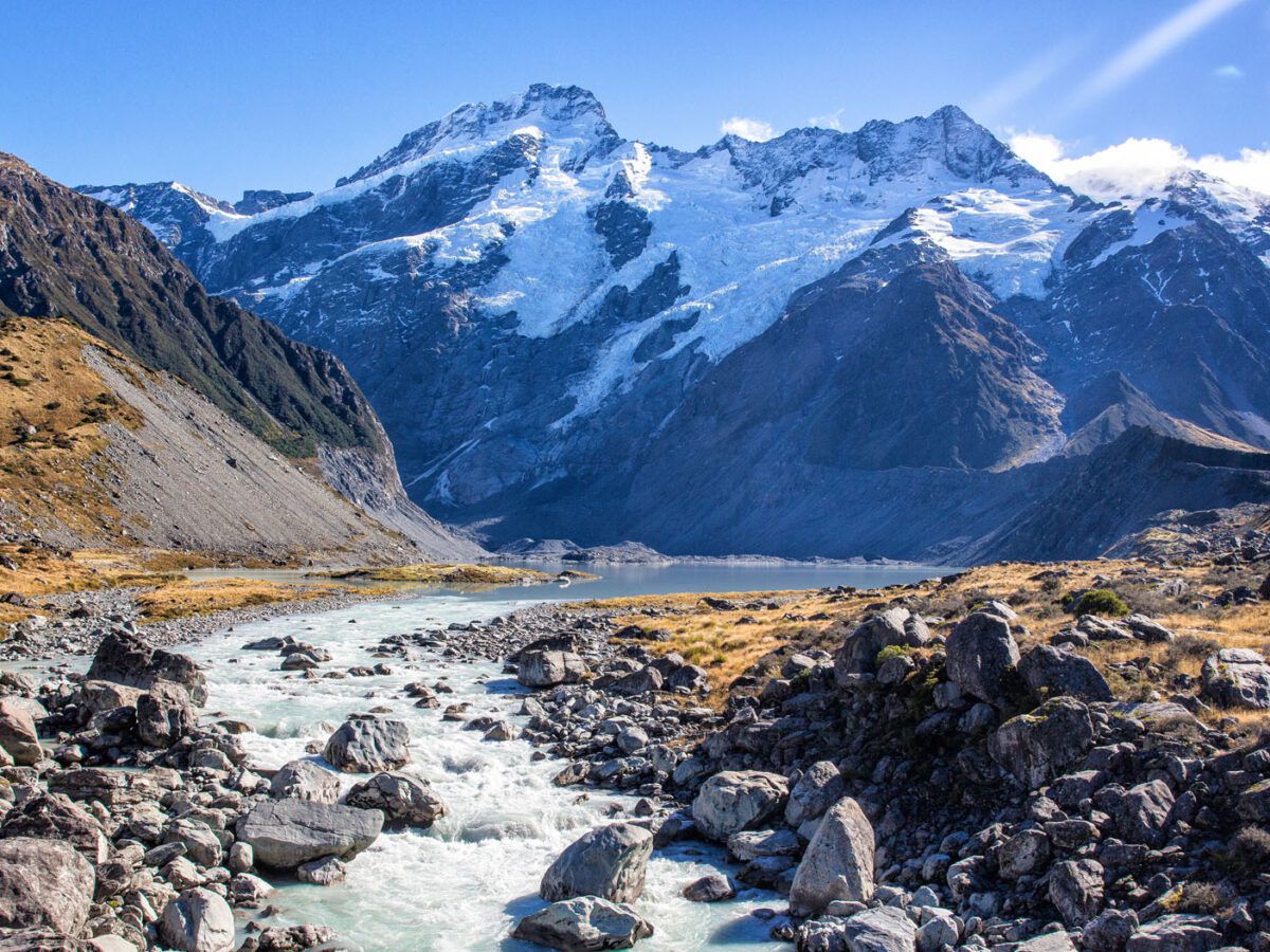 How To Hike The Hooker Valley Track In New Zealand