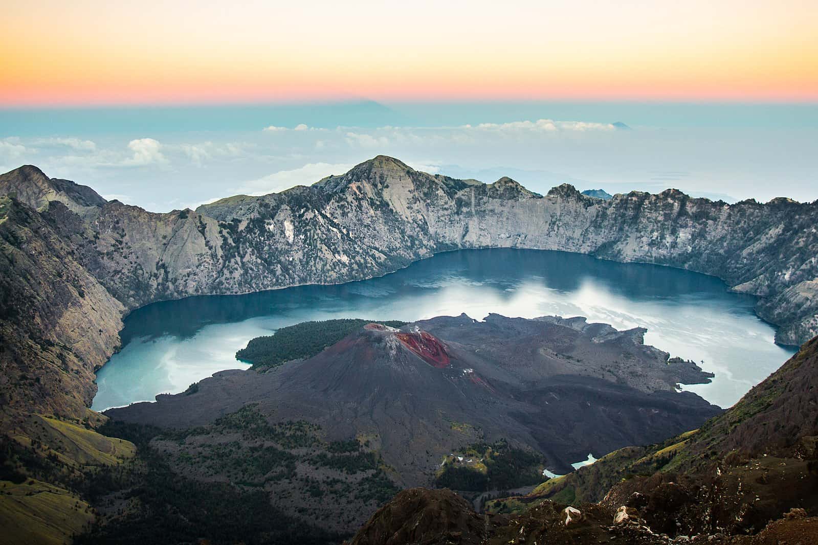 Mount Rinjani Crater Rim Hike – Everything You Need To Know