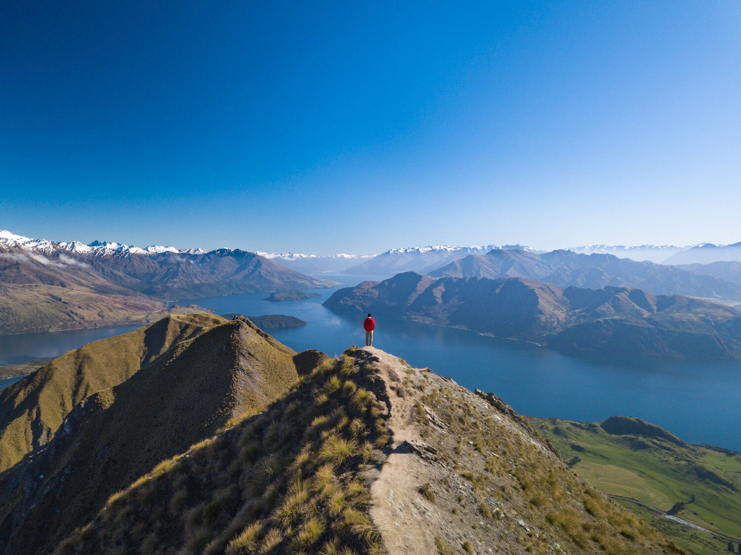 Roys Peak New Zealand – Wanaka Hiking Guide