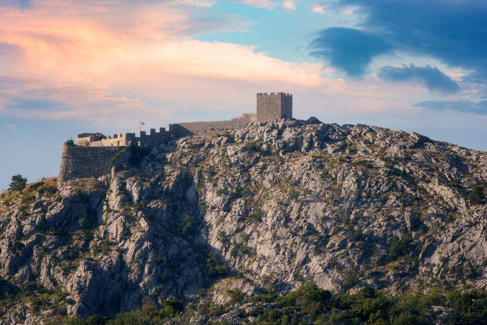 Starigrad Fortress Hike (Omiš Castle), Croatia