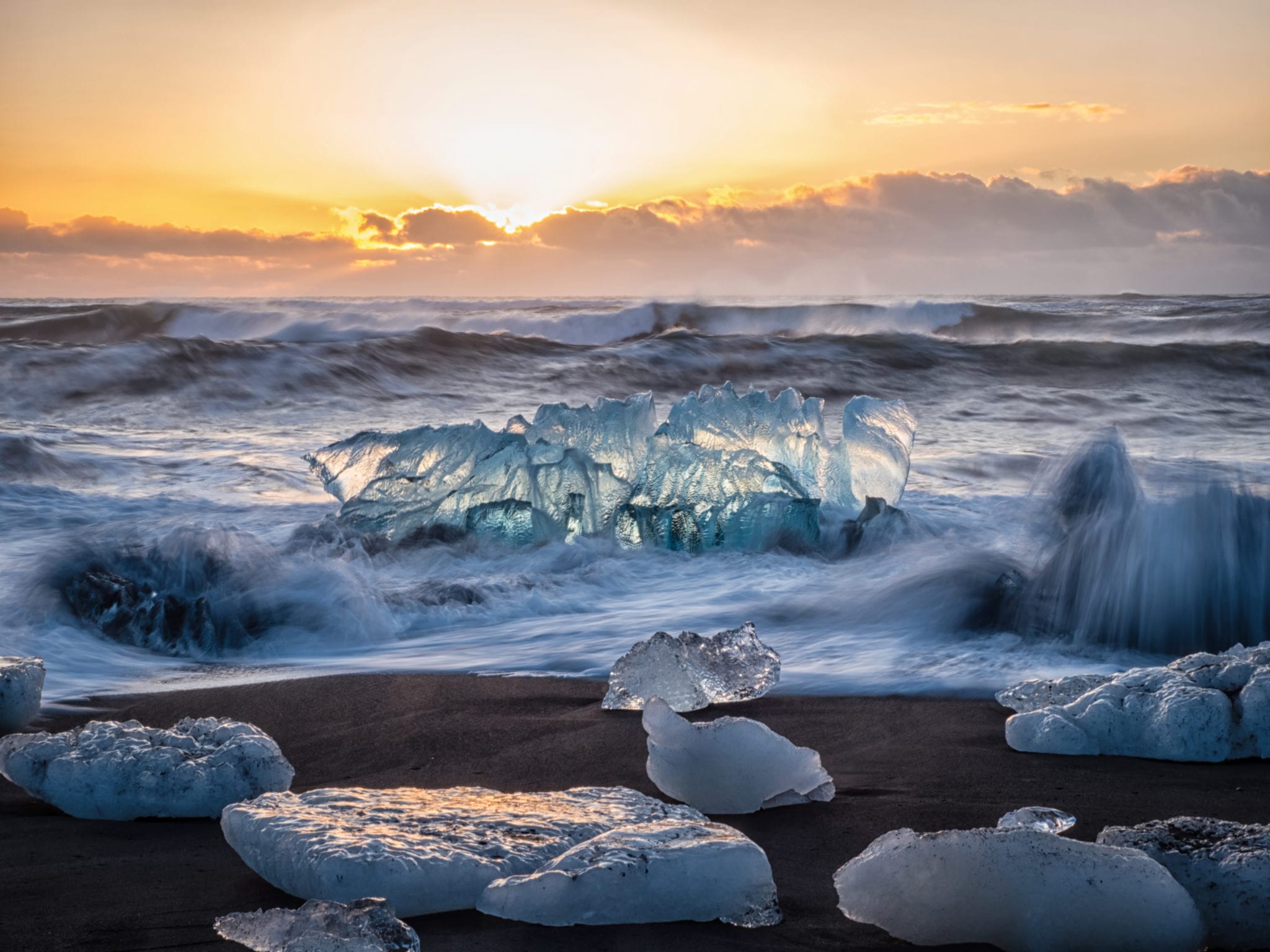 Top 4 Glacier Boat Tours In Iceland: A Comprehensive Roundup