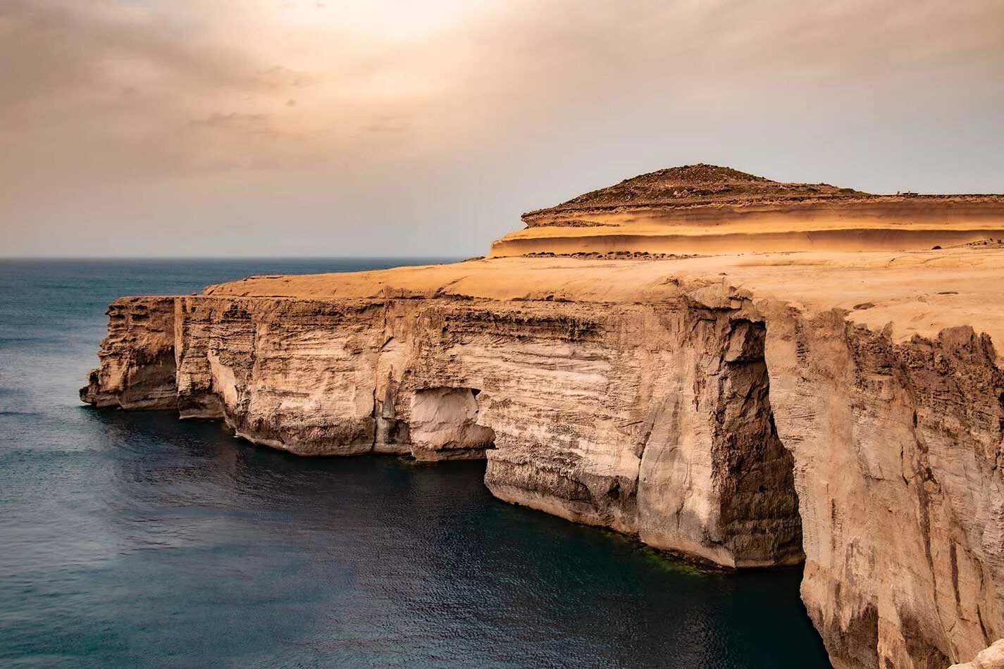 Ultimate Guide To The Inland Sea Gozo (Dwejra Bay, Malta)