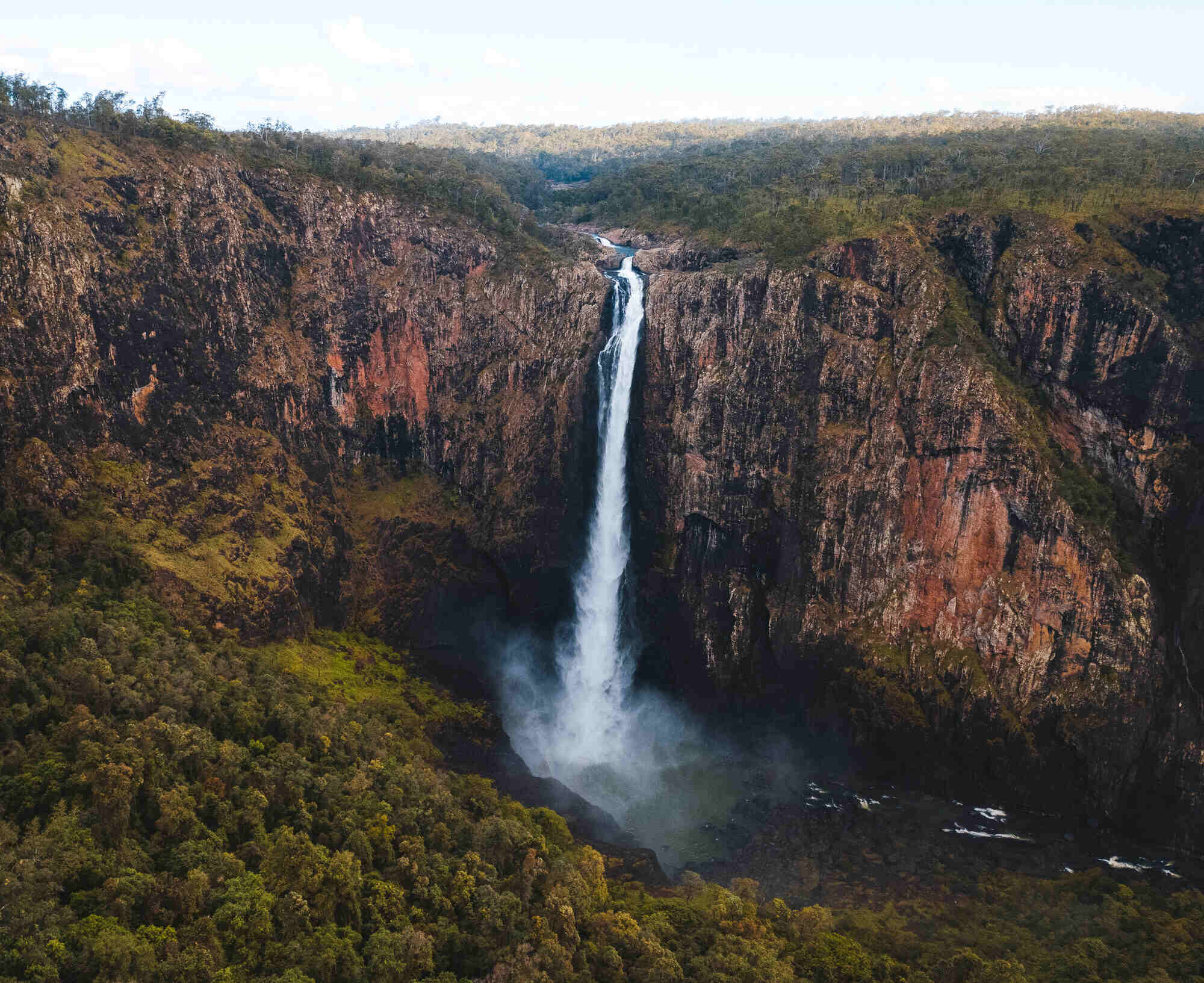 Wallaman Falls, Queensland – Guide To Visiting The Tallest Waterfall In Australia