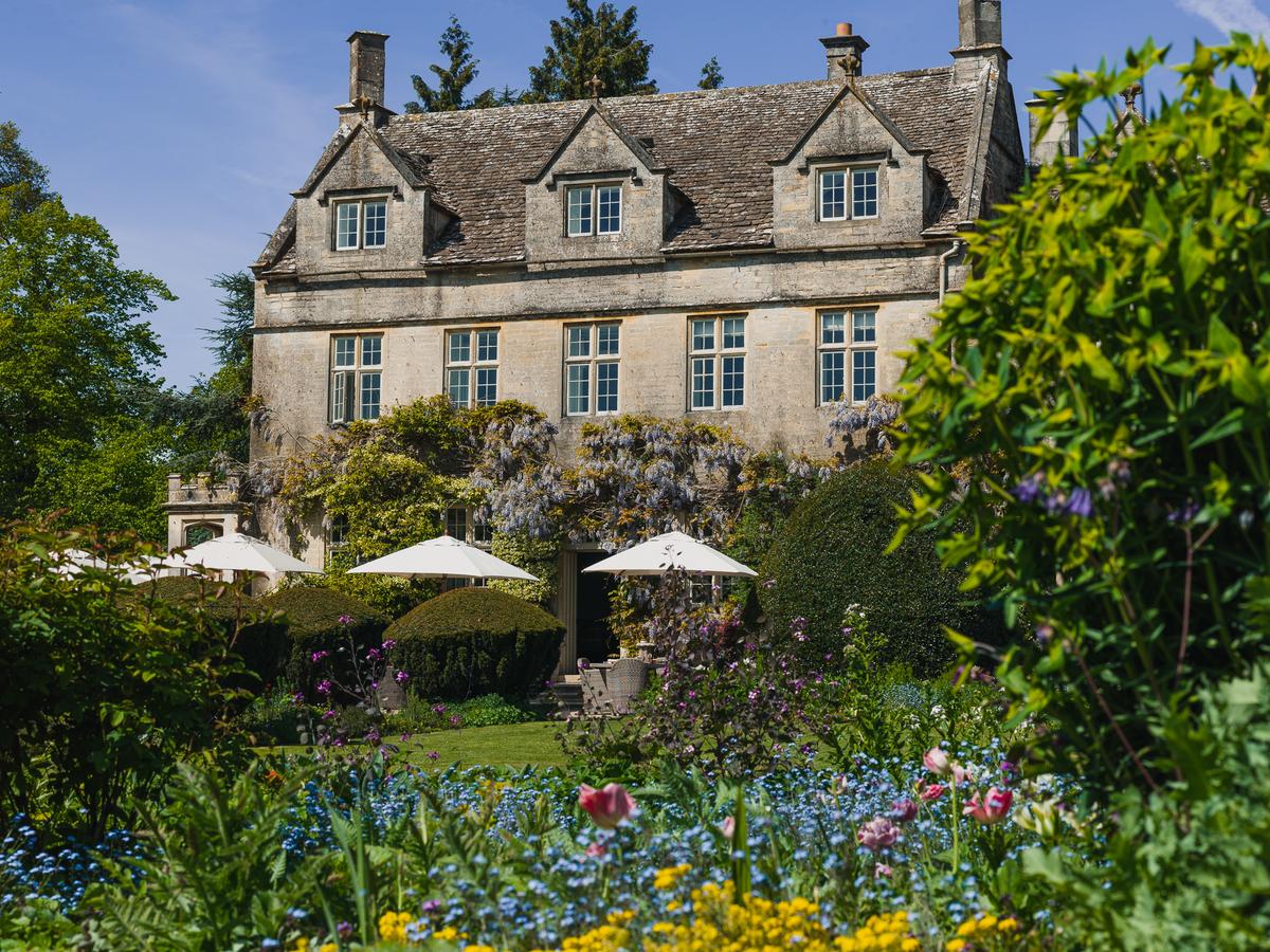 Where To Stay In Cotswolds: The BEST Areas