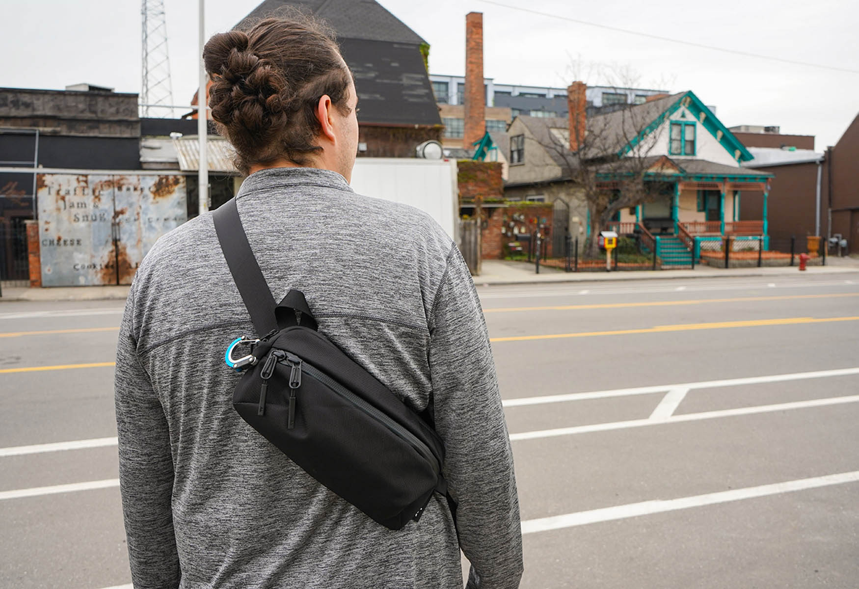 AER Day Sling 2 Review: Is It The Best Everyday Sling Pack?