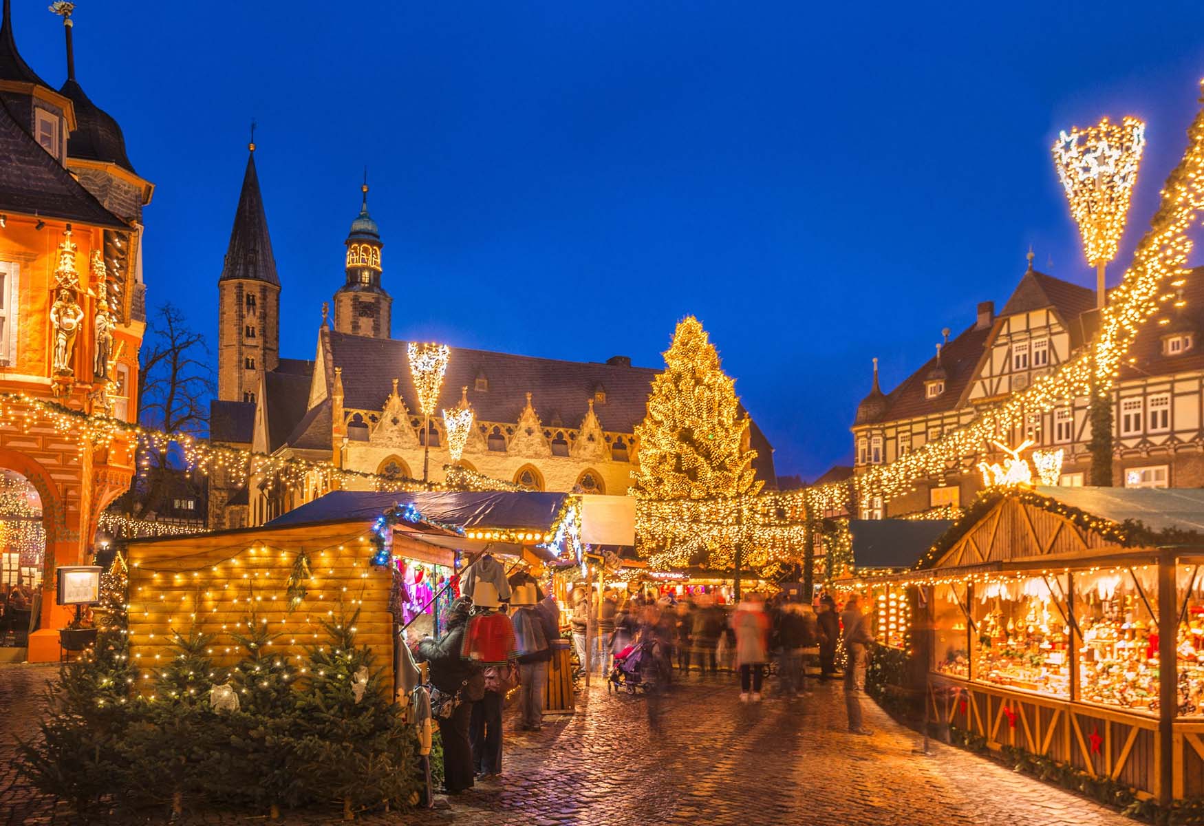 Best Places To Celebrate Christmas Around The World