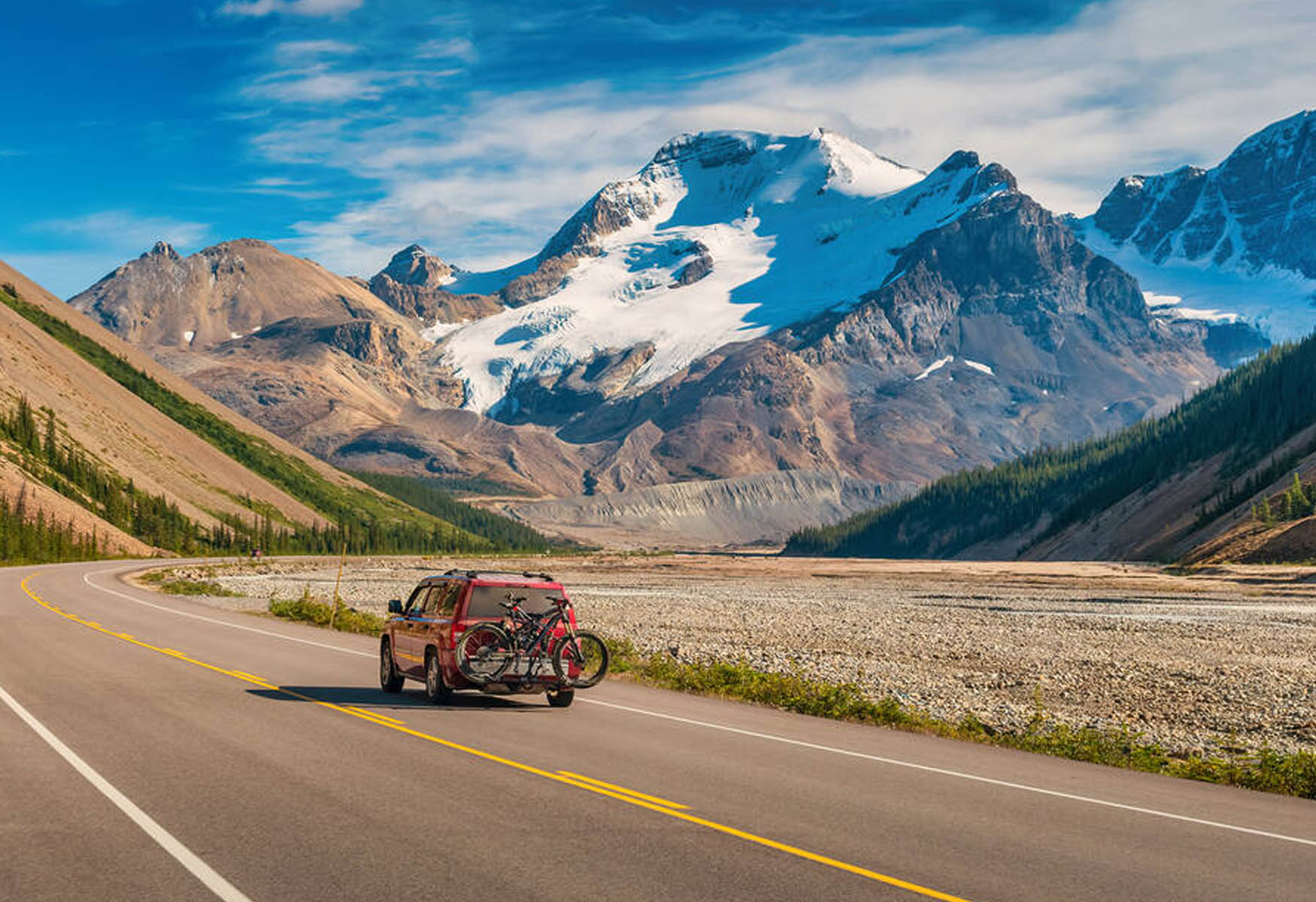 Best Road Trips In Canada (Can’t-Miss Stops)