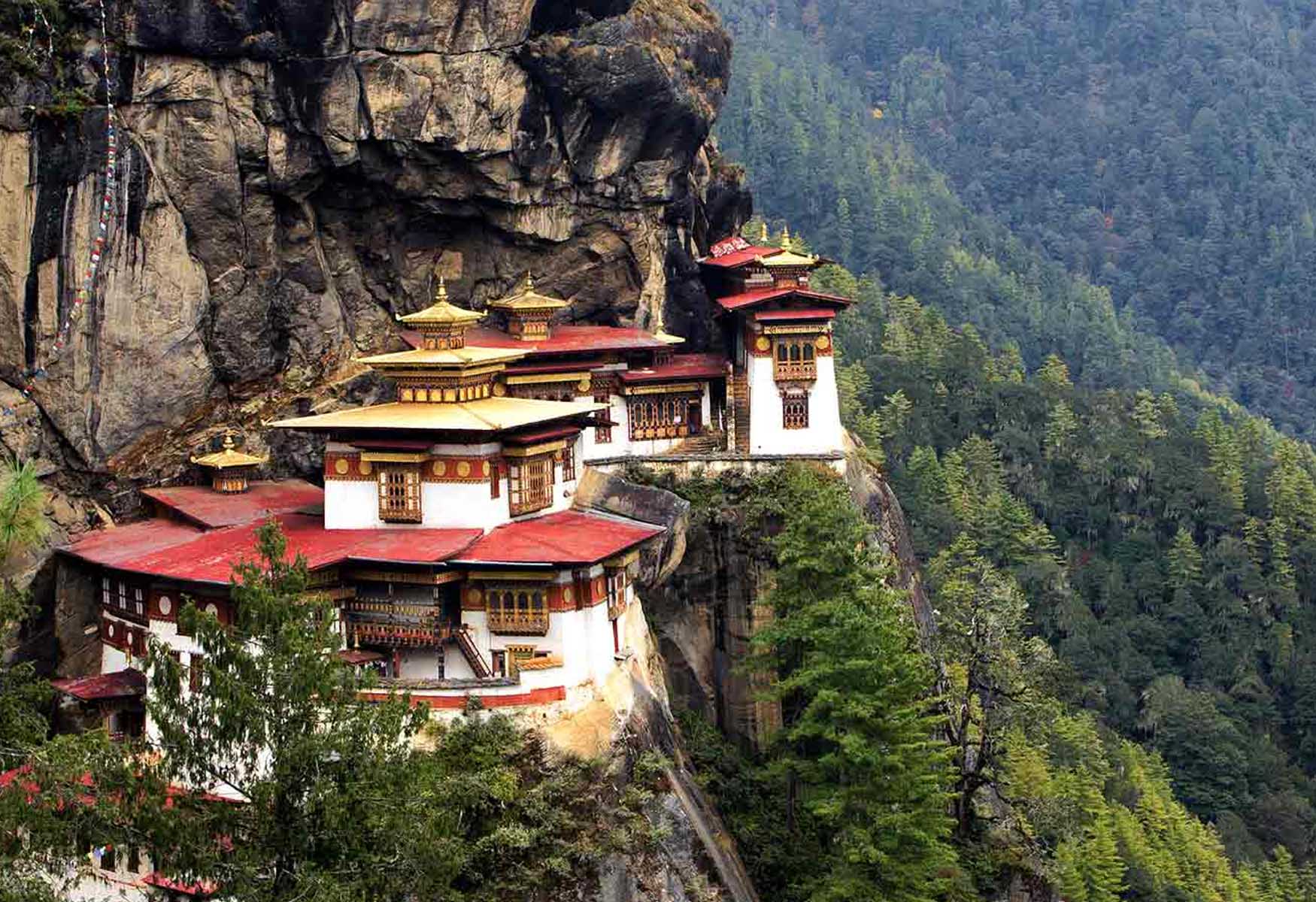 Best Trips To Bhutan – EPIC Tours