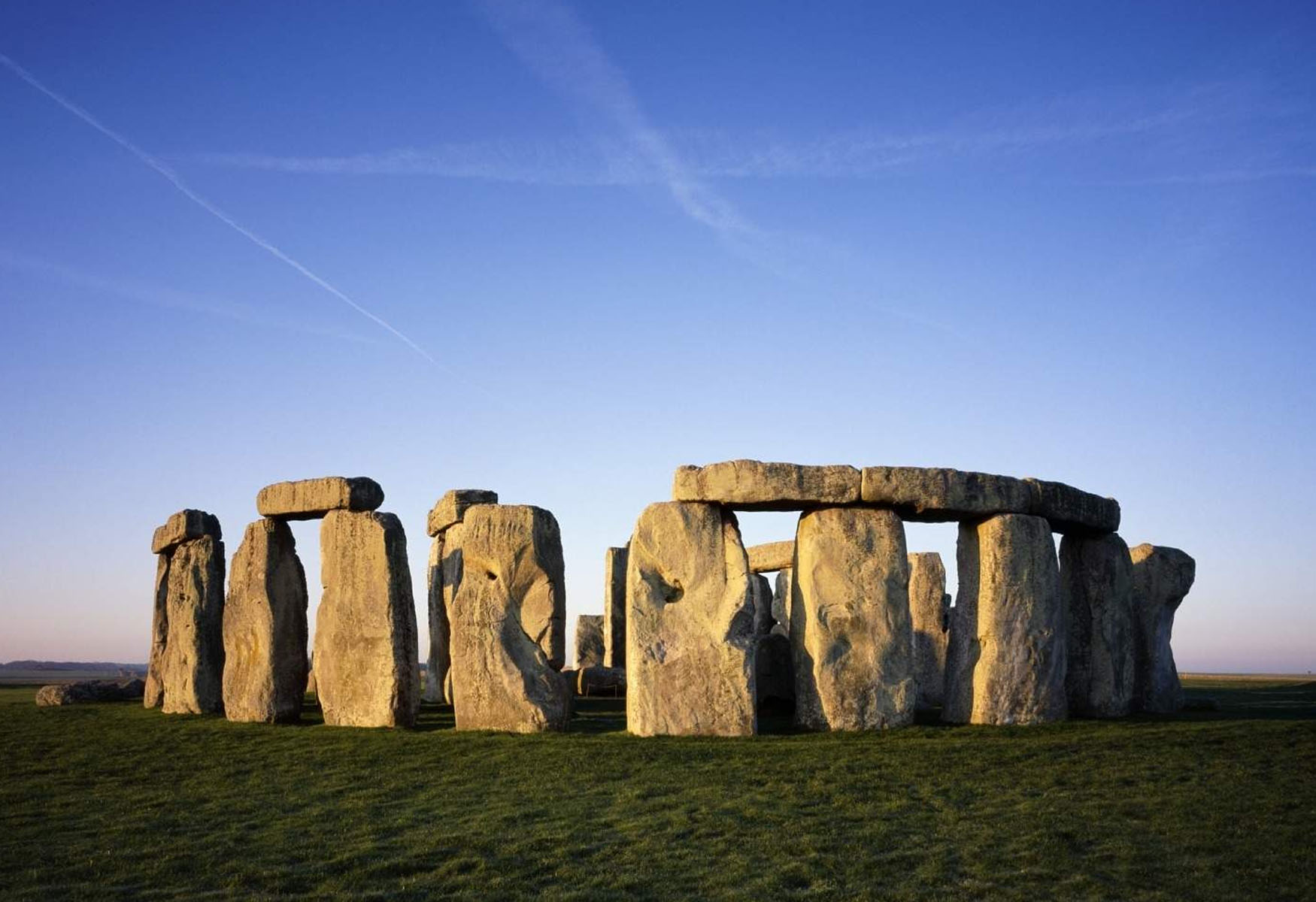 How To Visit Stonehenge From London – INSIDER Info