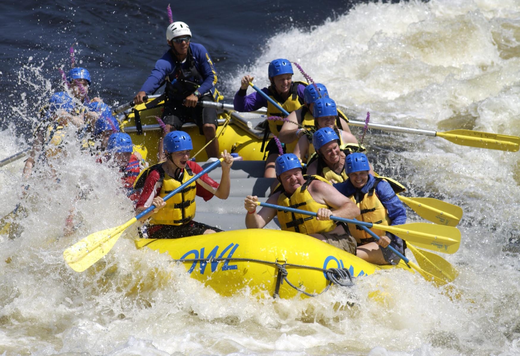 Huge White Water Rafting In The Ottawa River