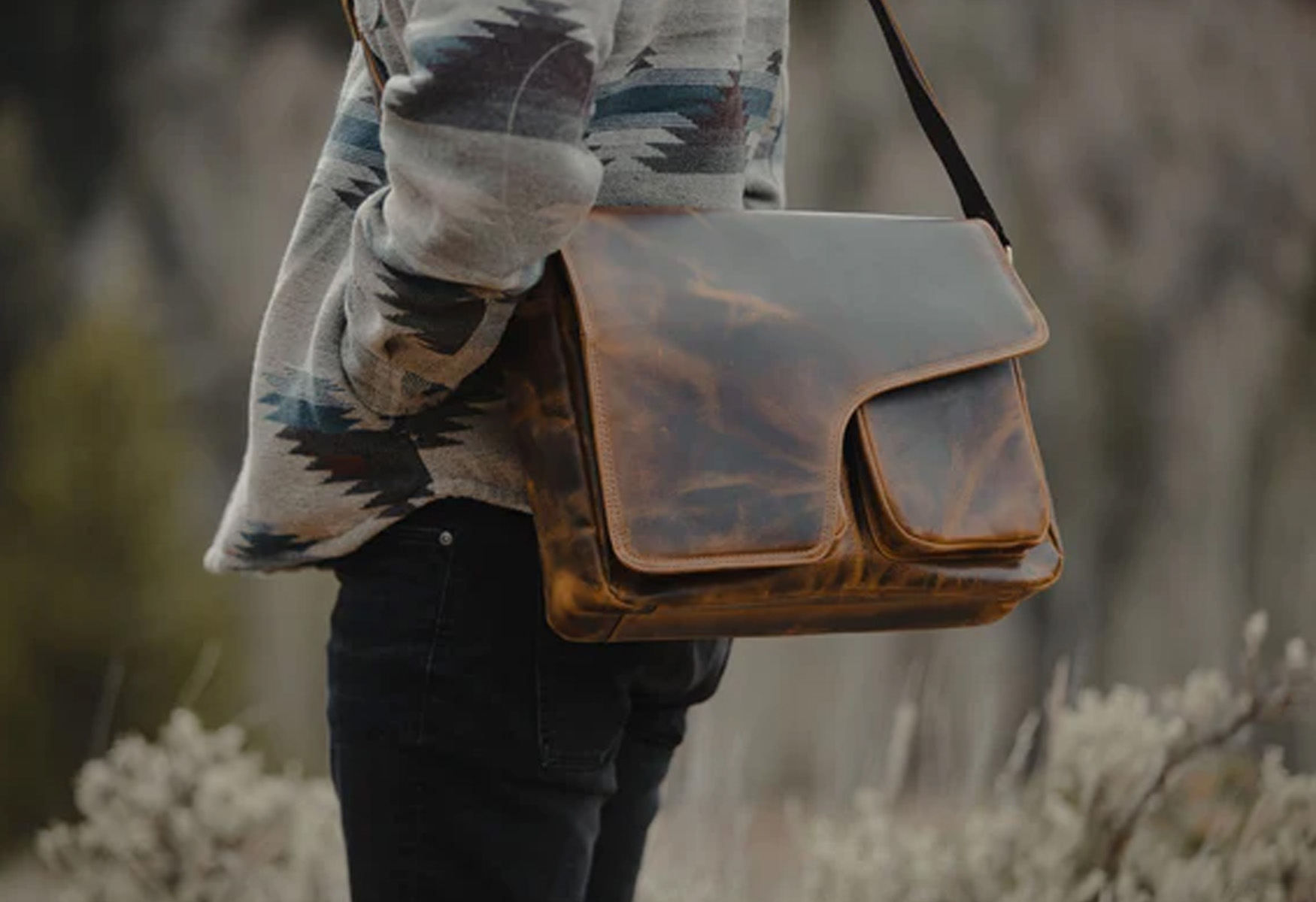 Kodiak Buffalo Messenger Bag: Is It The Best Leather Sling Bag?