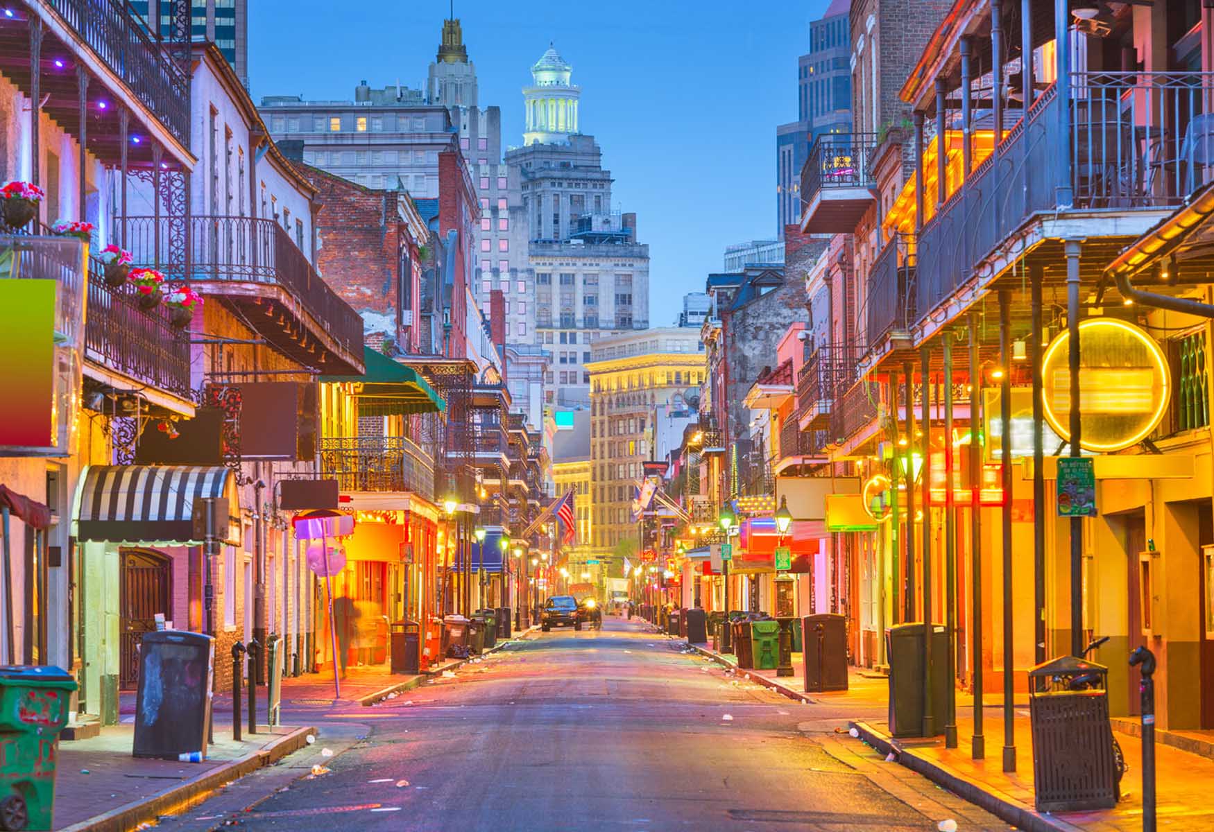 New Orleans Travel Guide   (Budget Tips + Itineraries)