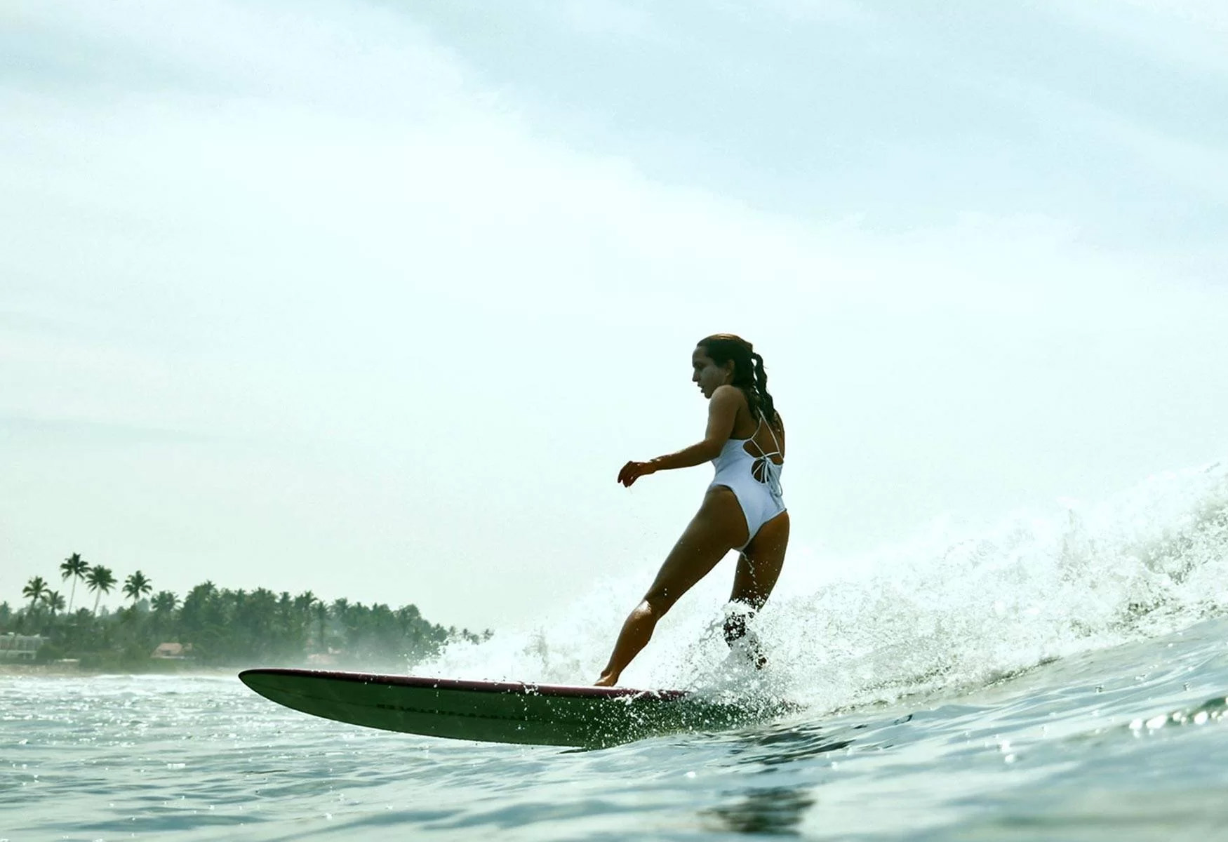 Surfing In Sri Lanka Guide (Carving Waves)