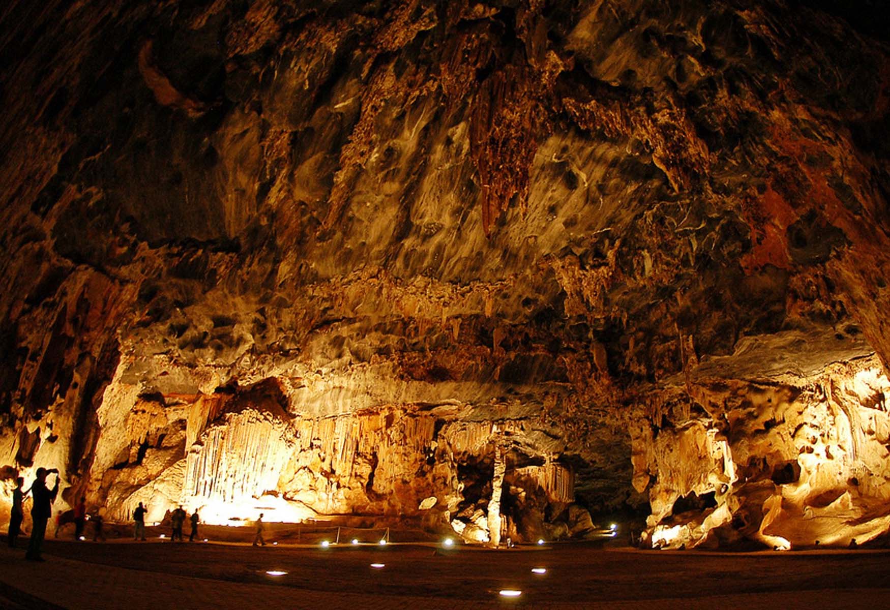 The Cango Caves Of South Africa – Adventure And Claustrophobia