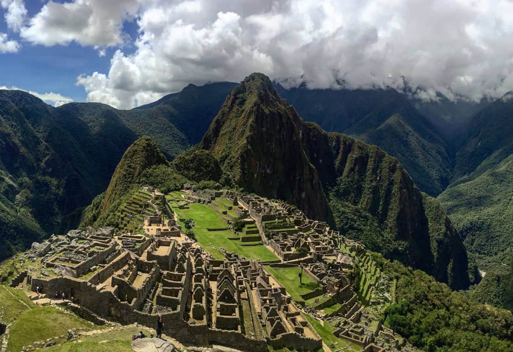 The ULTIMATE Guide To The Inca Trail Hike (DO IT)