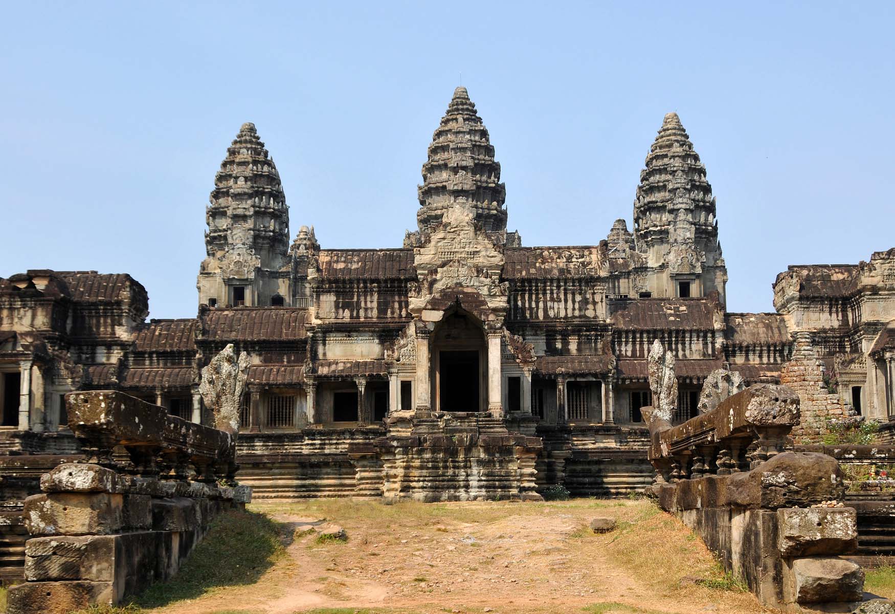 Visit Angkor Wat – A Guide To Cambodia’s Wonder Of The World