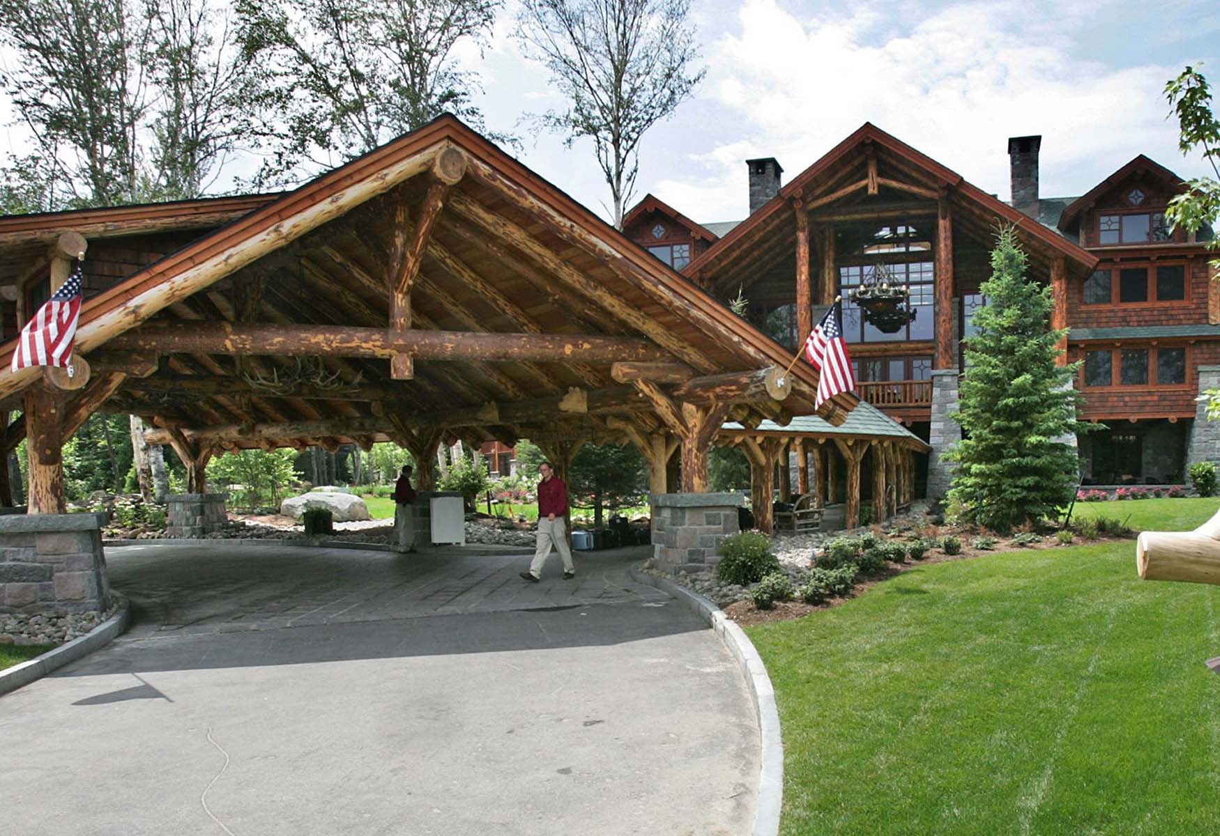 Where To Stay In Lake Placid: The BEST Areas