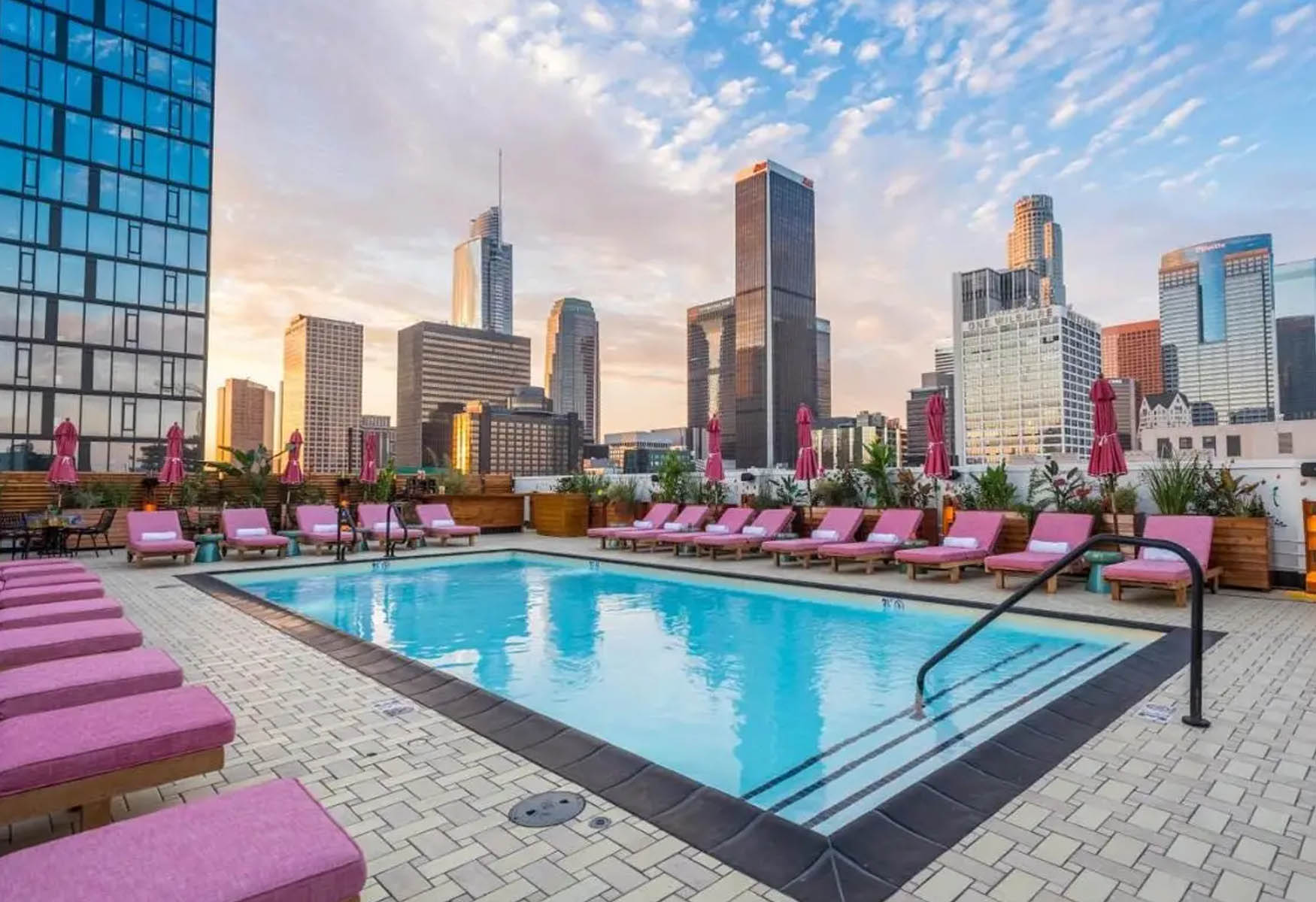 Where To Stay In Los Angeles: Best Areas And Hotels For Every Budget