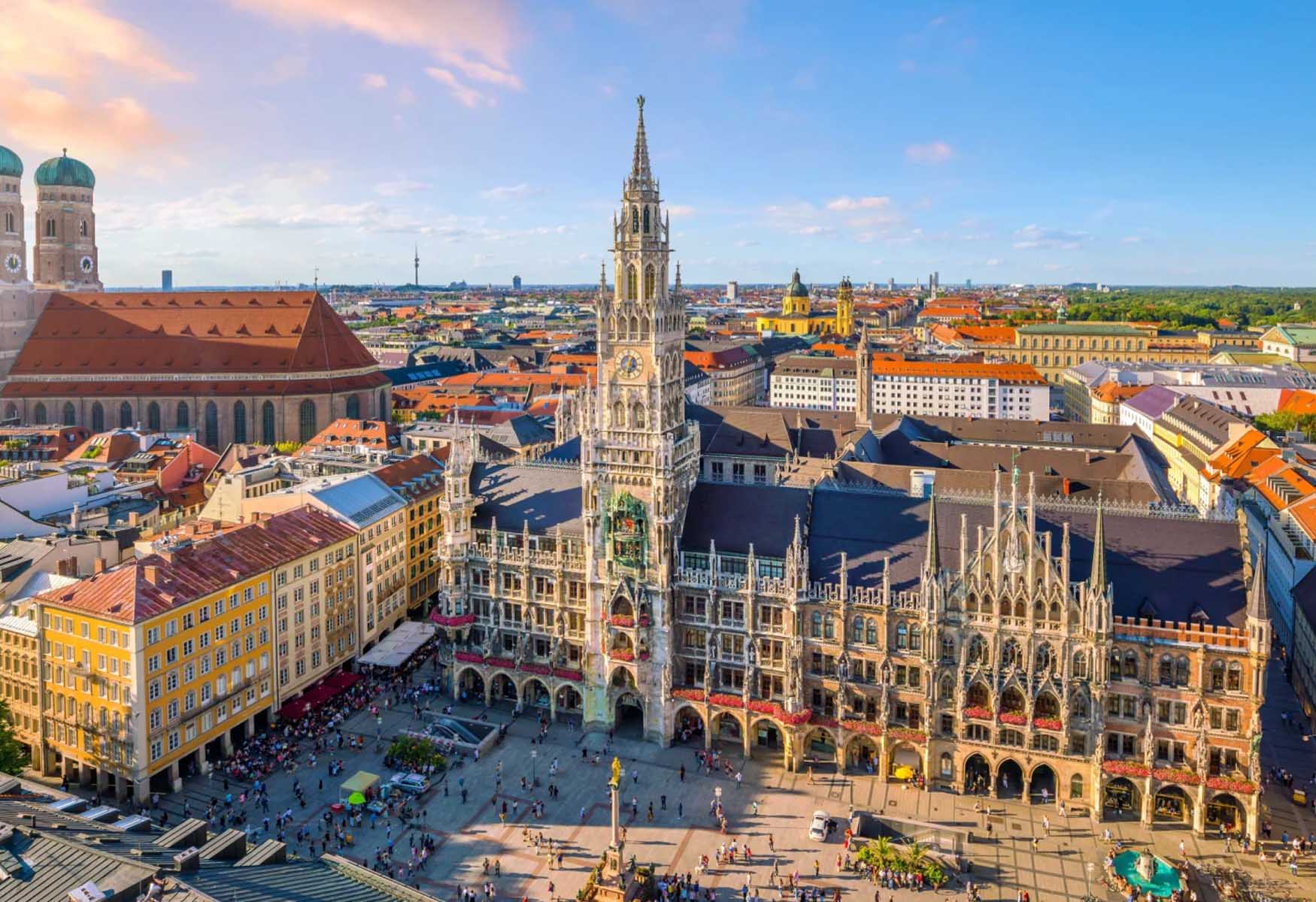 Where To Stay In Munich (COOLEST Areas!)