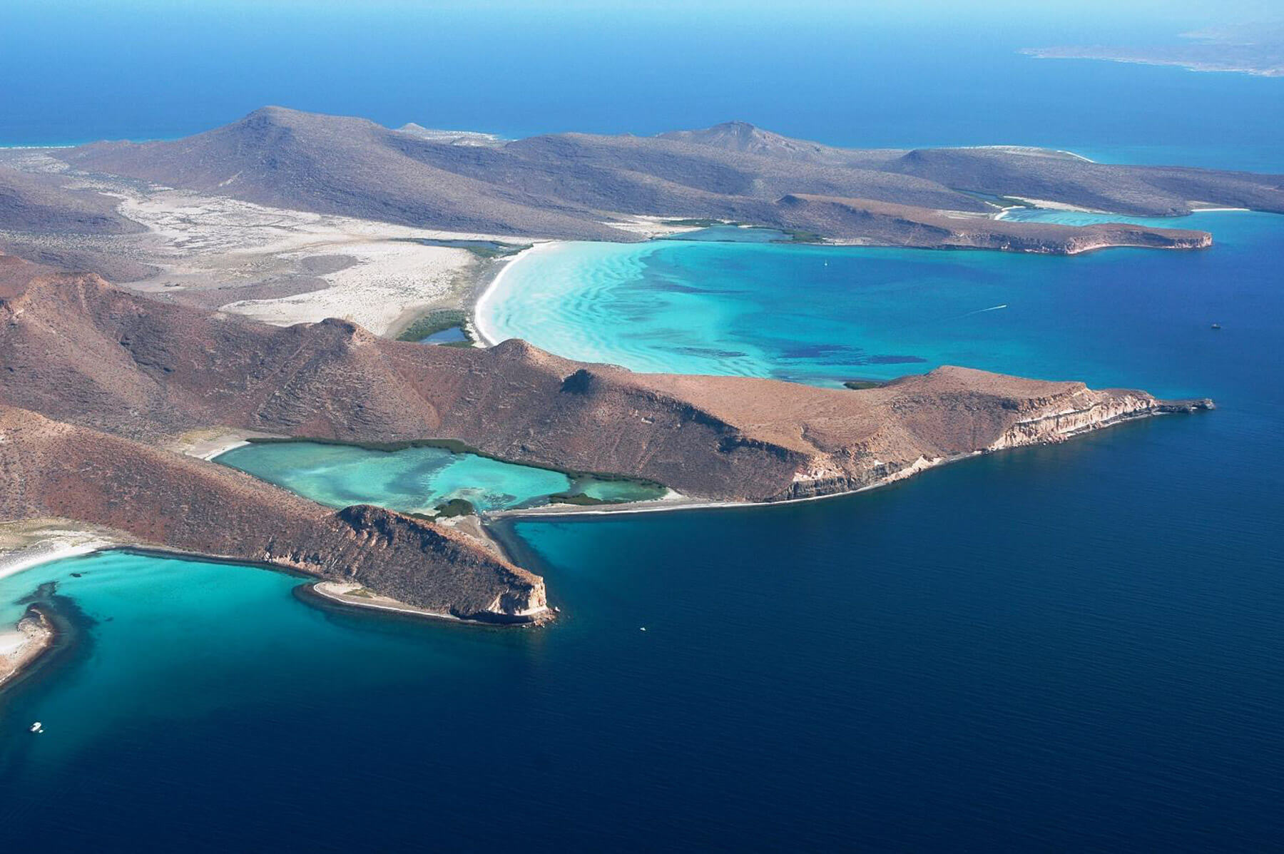 An Unforgettable Adventure At Mexico’s Isla Espíritu Santo