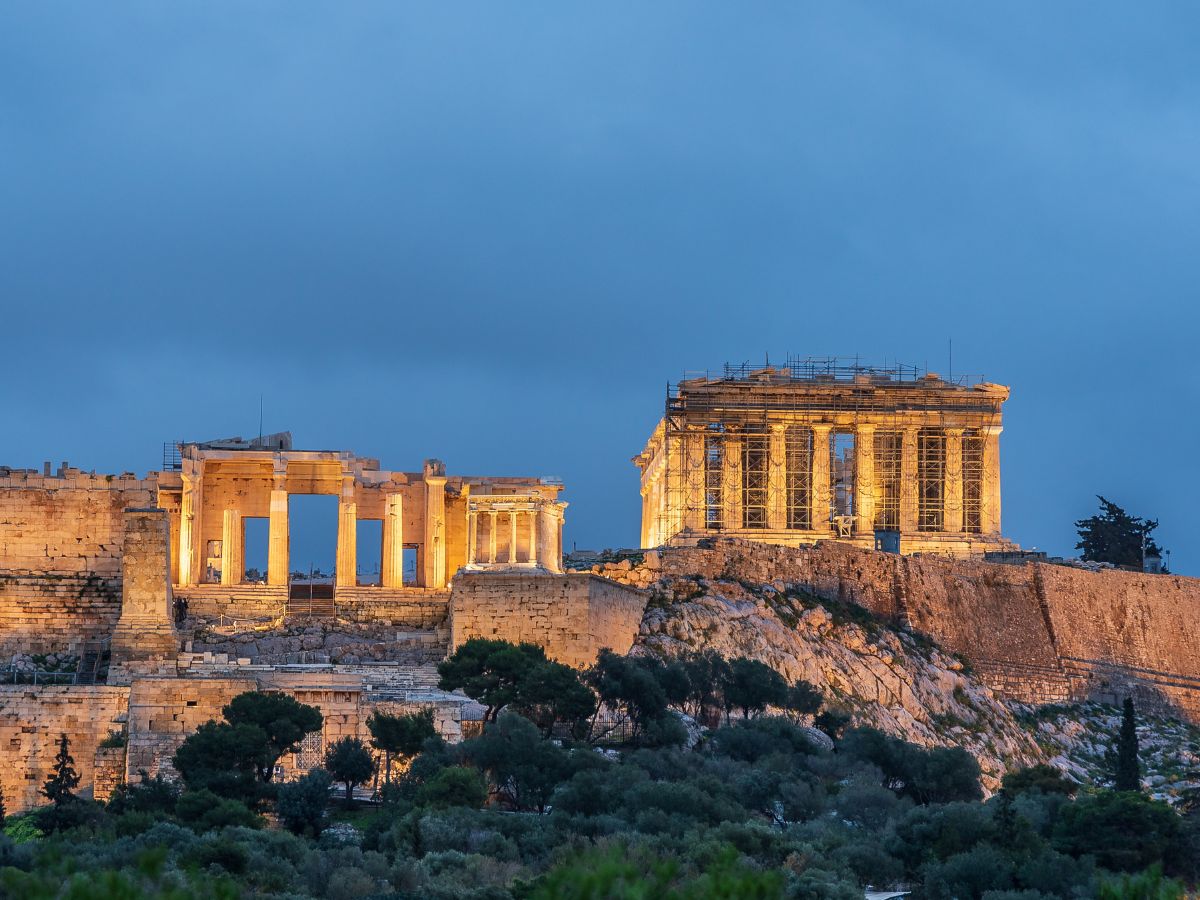 Backpacking Athens On A BUDGET