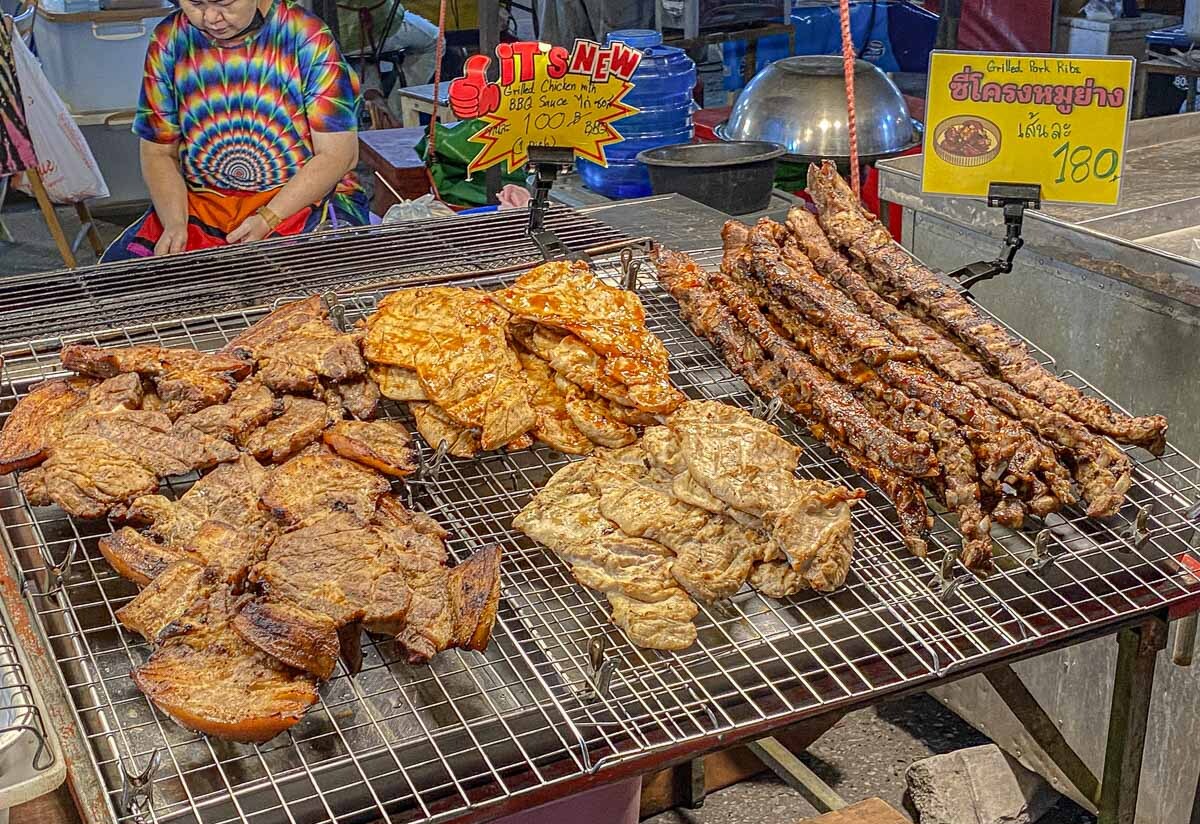 Everything You Need To Know About The Ao Nang Night Market – Krabi, Thailand