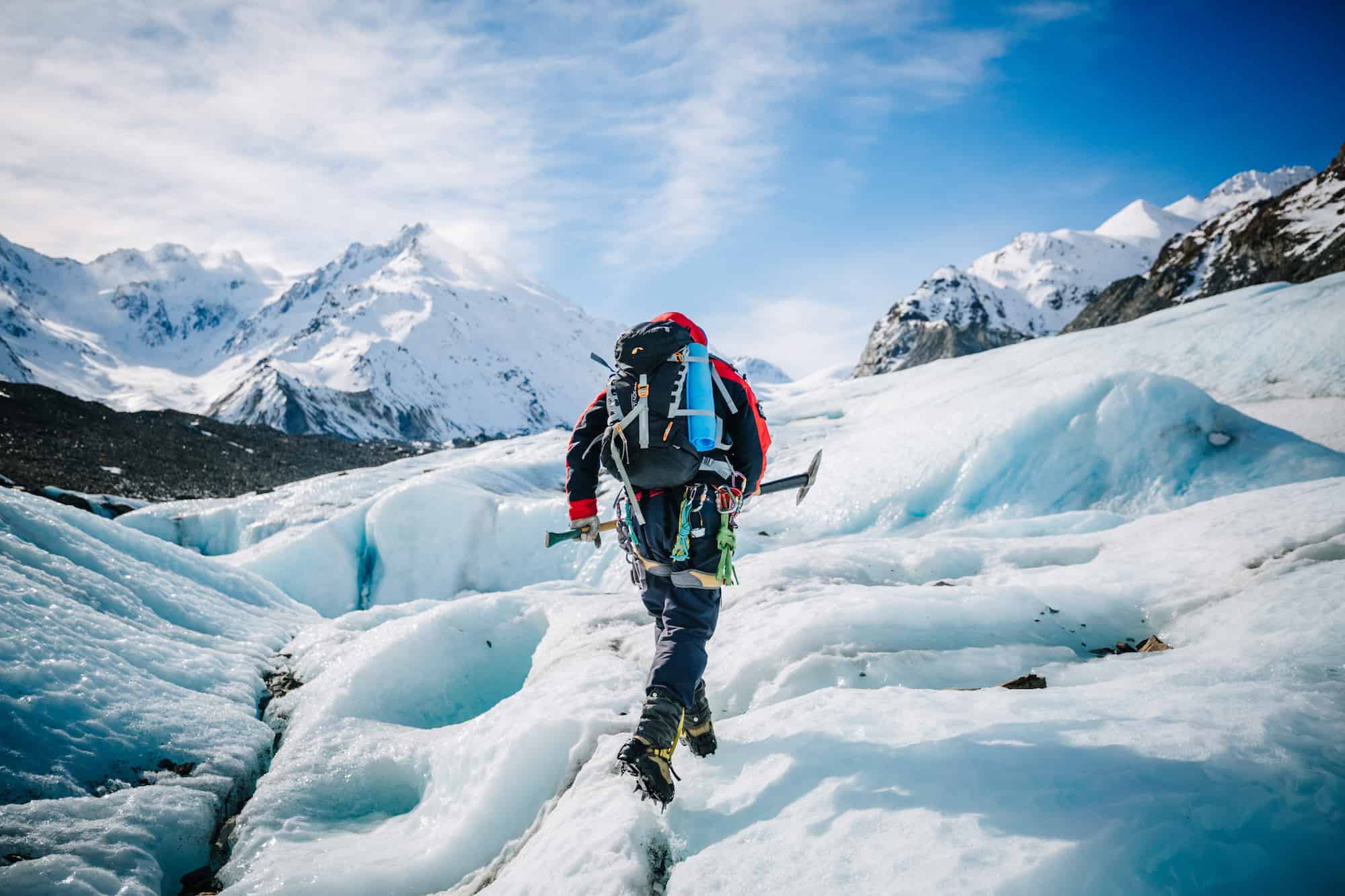 Hiking In New Zealand: 8 Bucketlist Trails To Check Out