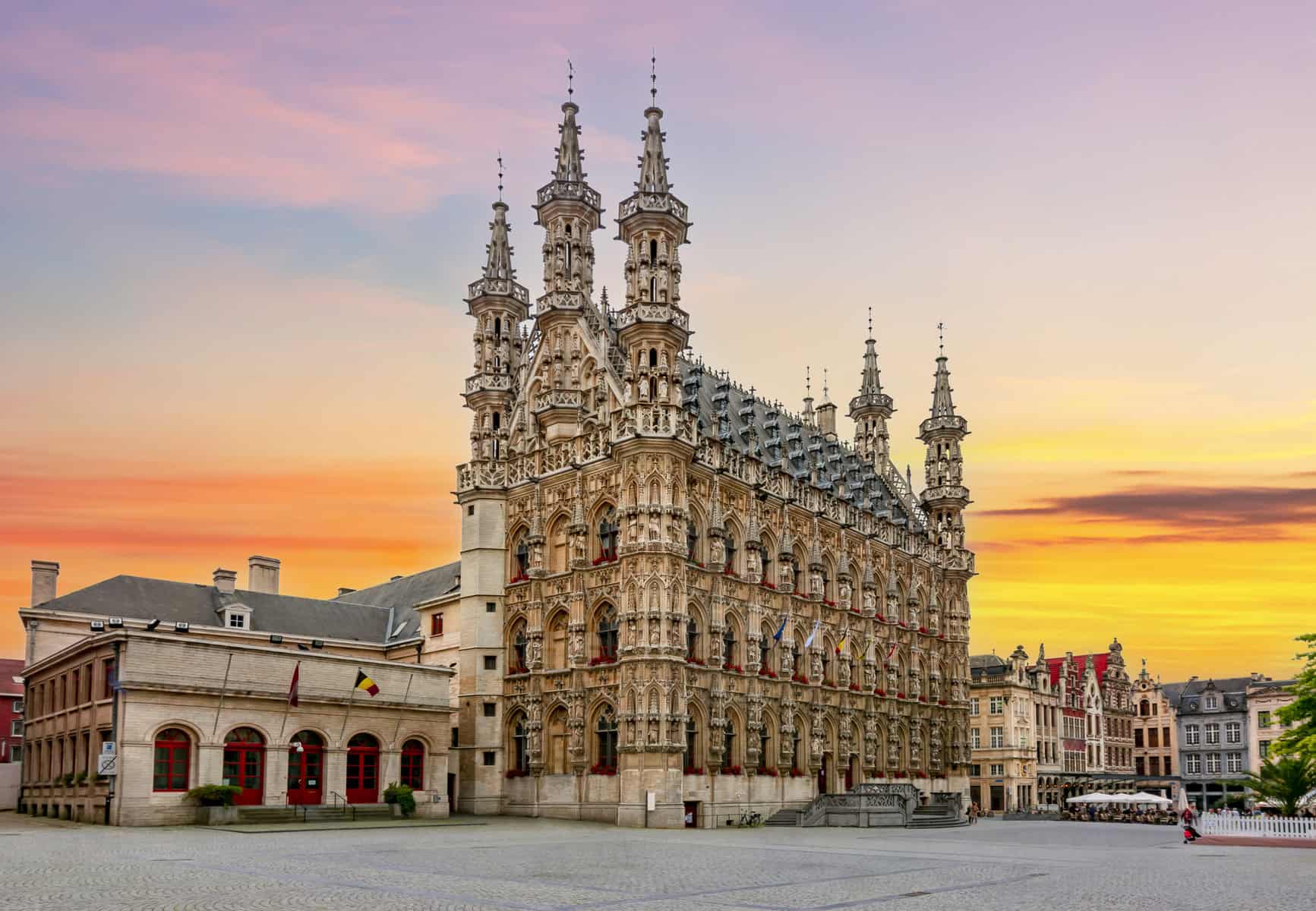 IN-DEPTH Travel Guide: Backpacking Belgium