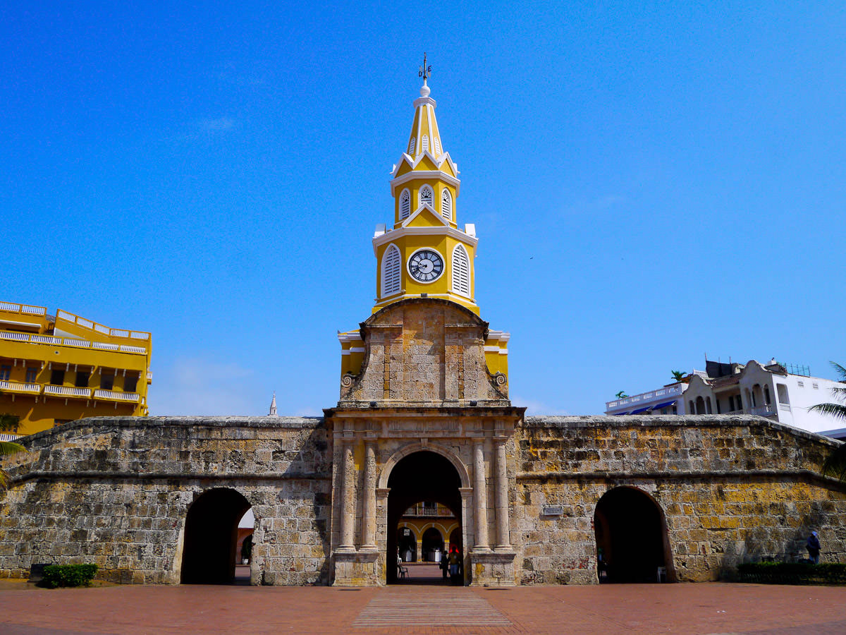 in-depth-travel-guide-backpacking-cartagena
