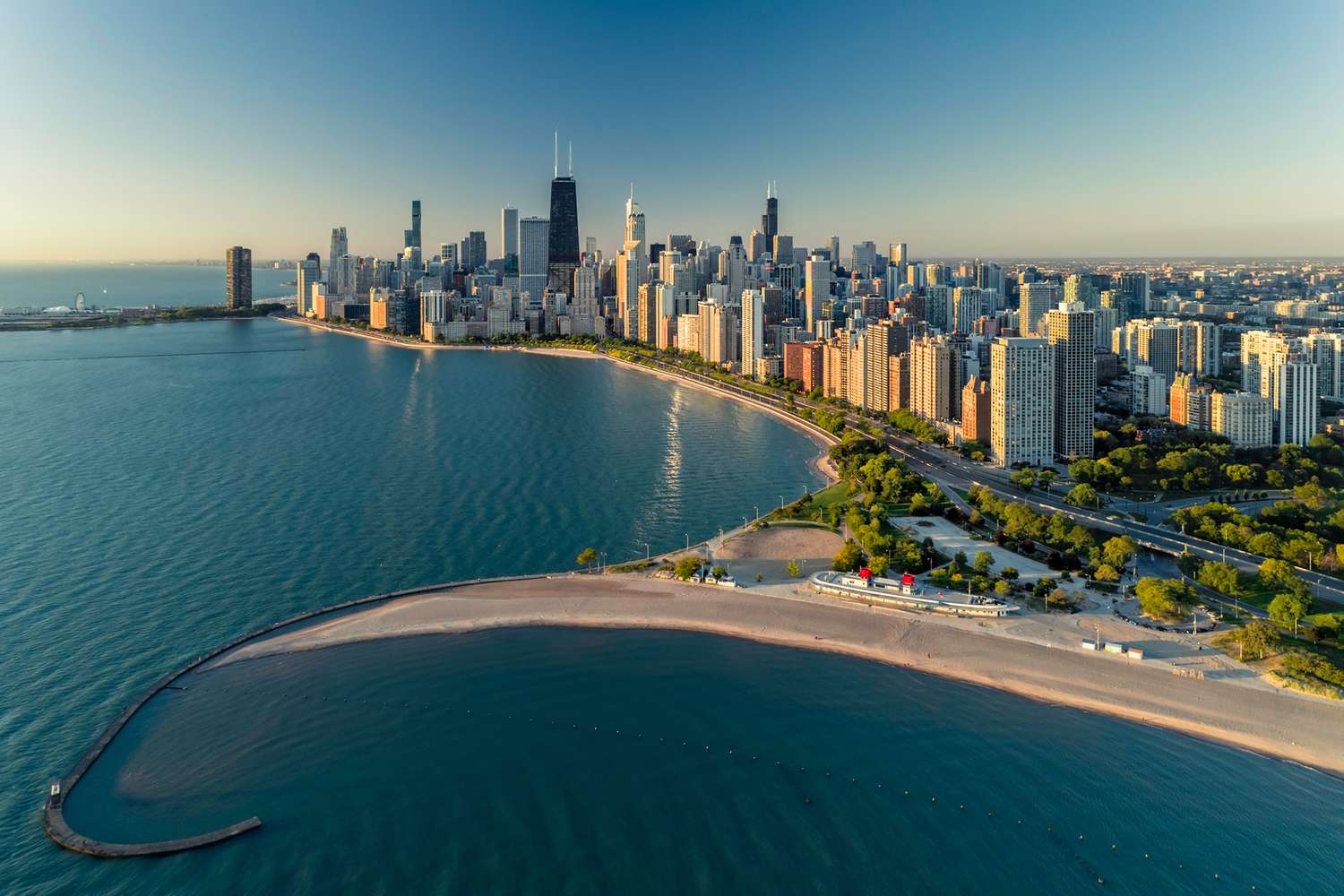 in-depth-travel-guide-backpacking-chicago
