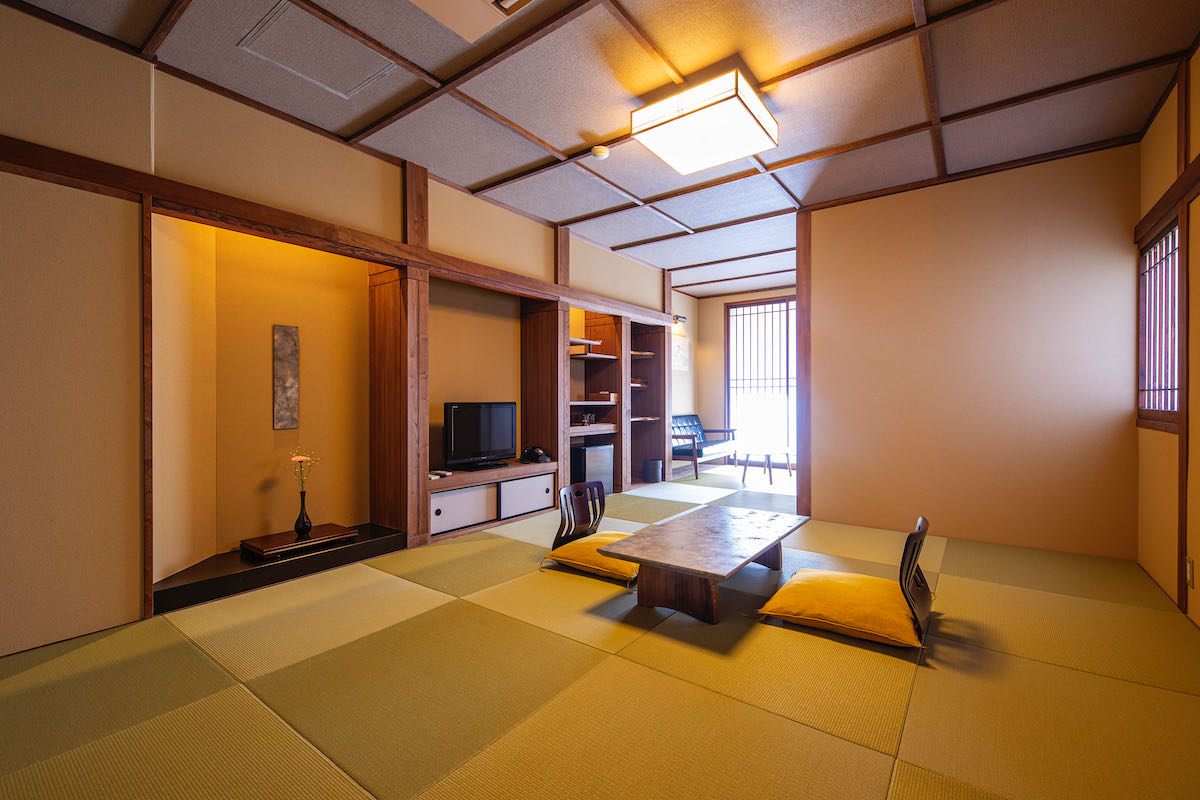 japanese-ryokan-what-its-like-to-stay-in-a-traditional-inn