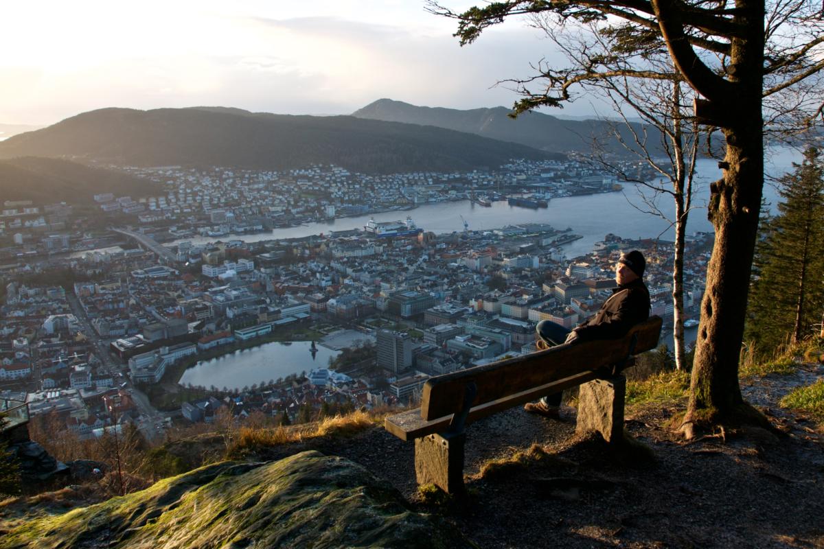 Mt. Fløyen – Best Viewpoint Hike In Bergen, Norway