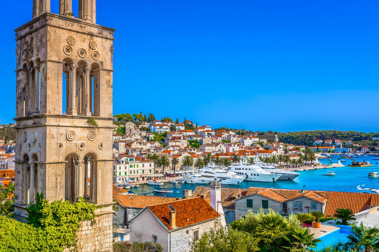 must-read-where-to-stay-in-hvar