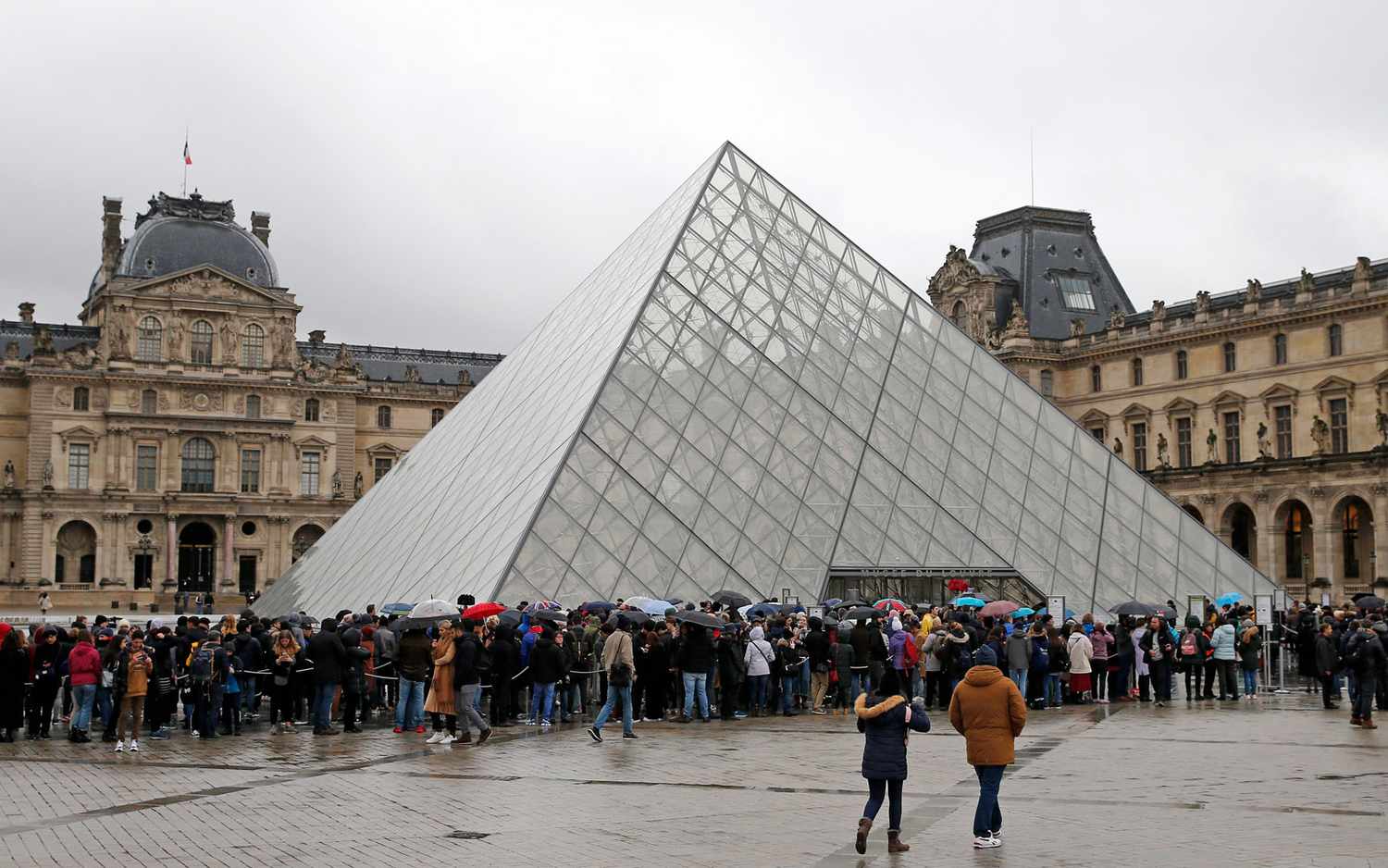 paris-museum-and-attraction-closures
