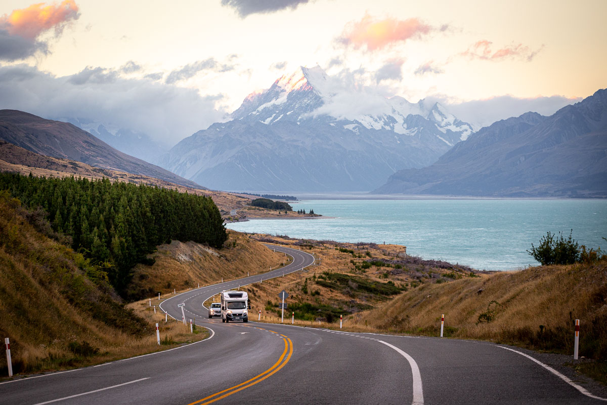south-island-new-zealand-road-trip-planner-itineraries