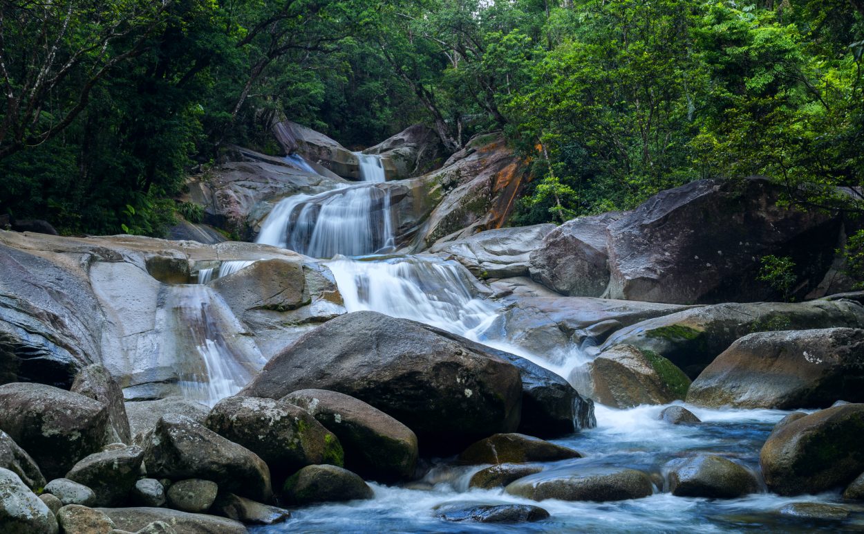 Stoney Creek Falls Cairns – Waterfall And Swimming Hole