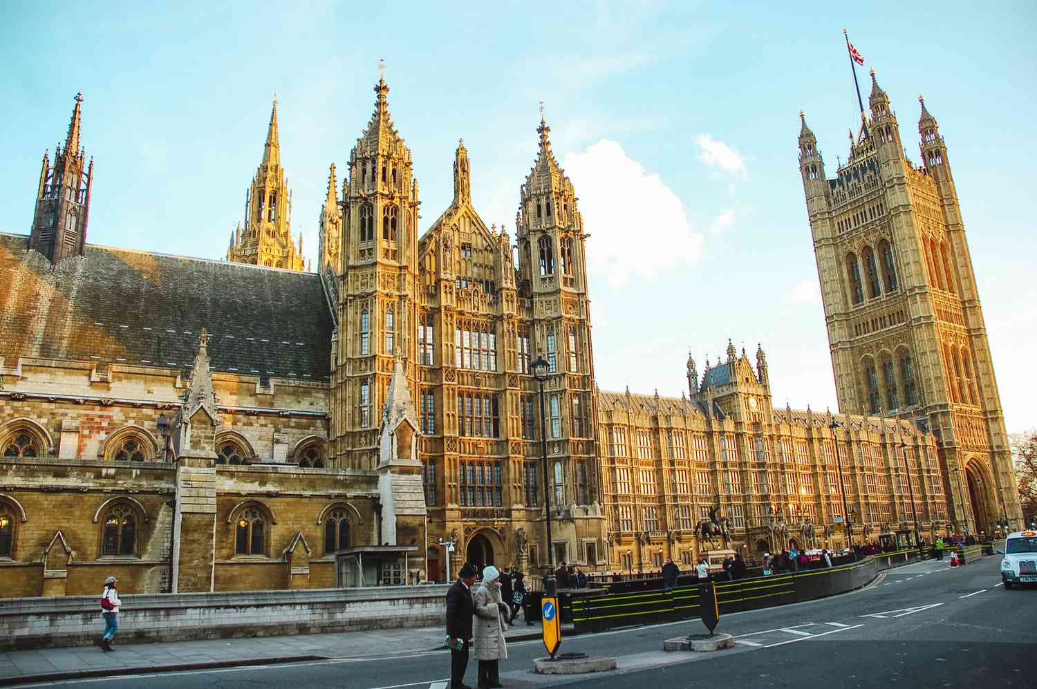 Visit The Palace Of Westminster & Houses Of Parliament In London