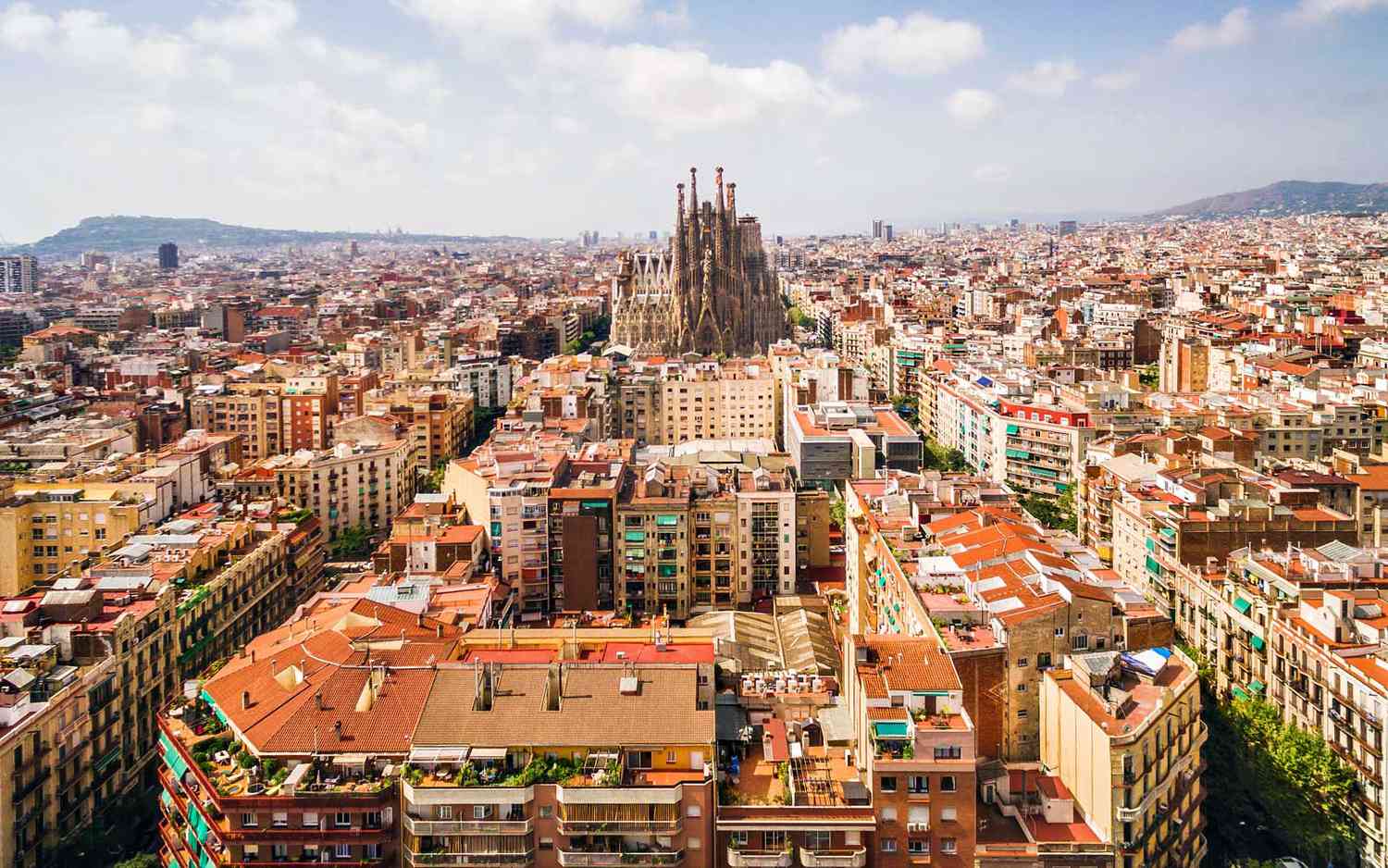 Where To Stay In Barcelona – A Guide To The Best Neighborhoods